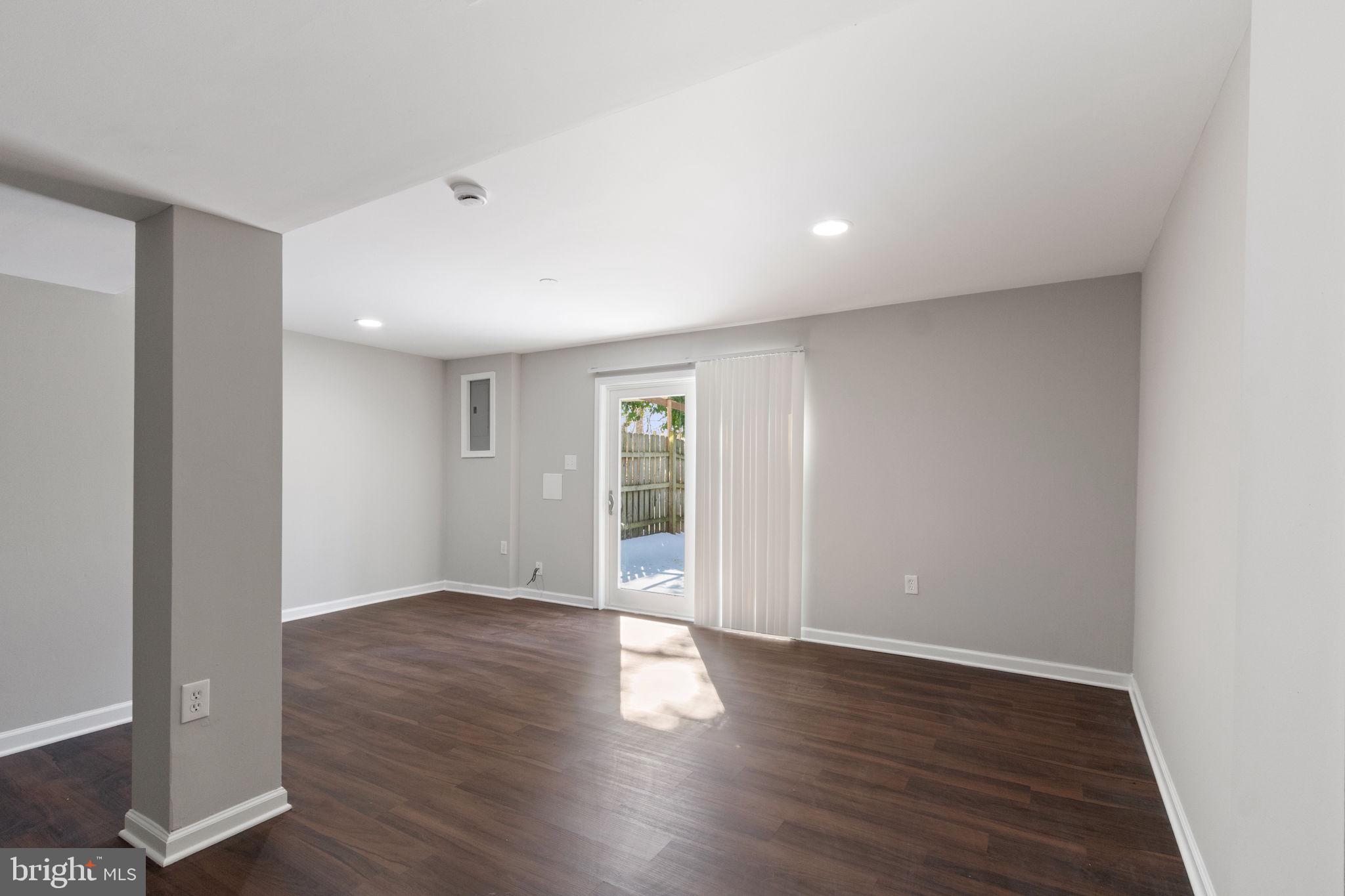 STAFFORDBOROUGH - Residential