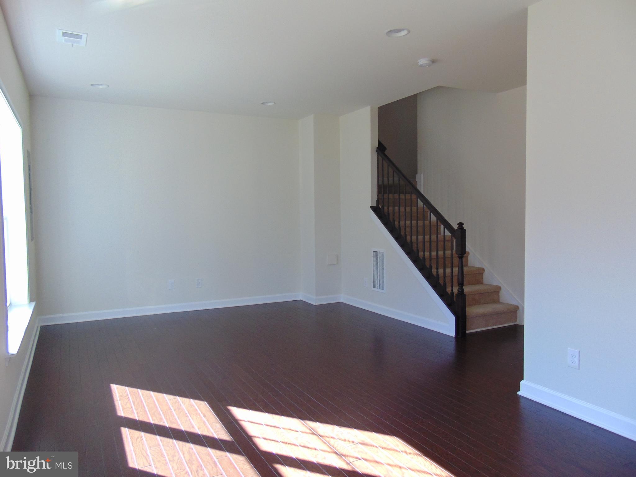 BELMONT RUN - Residential Lease