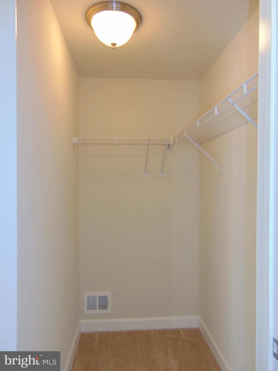 BELMONT RUN - Residential Lease