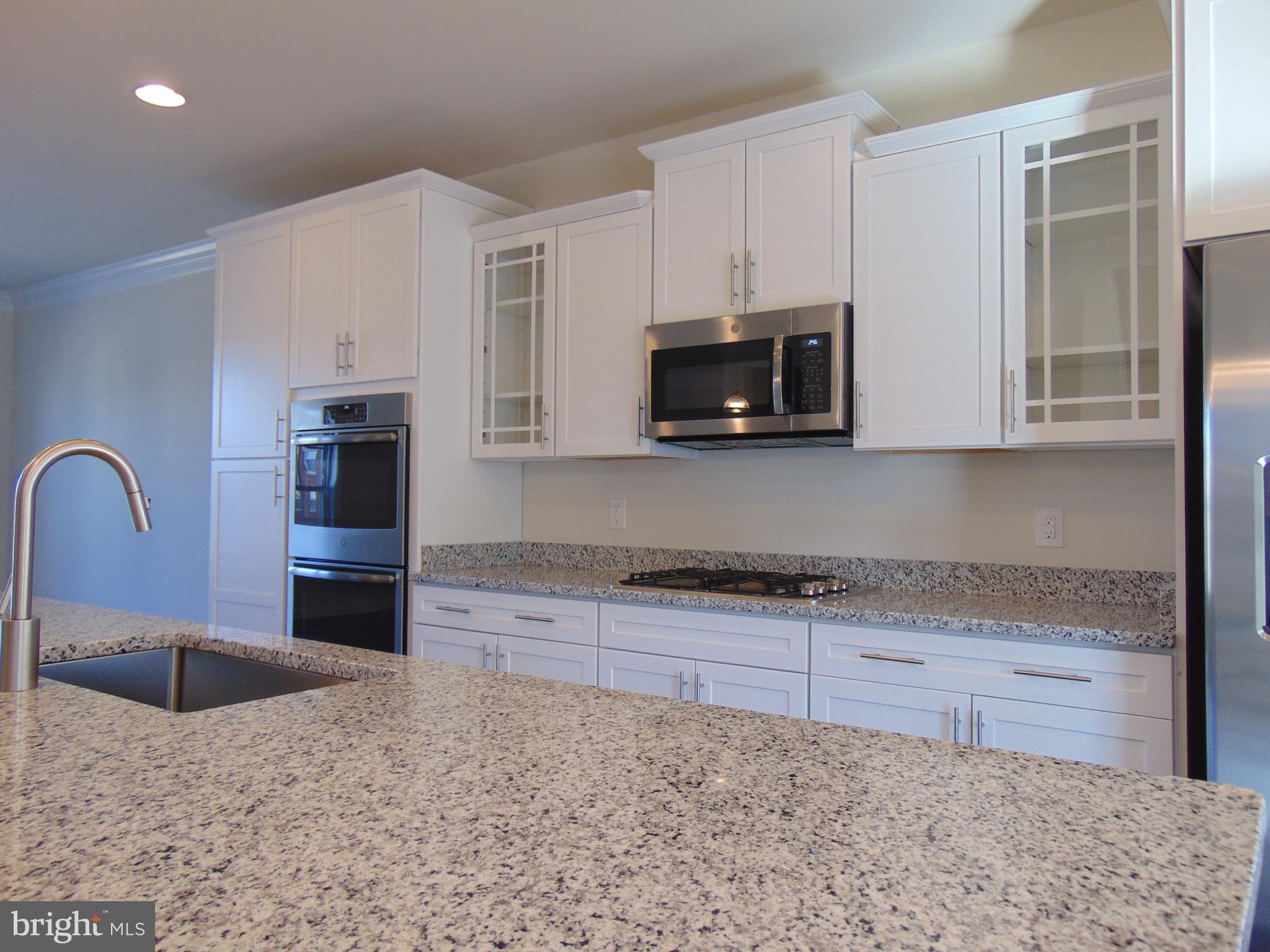 BELMONT RUN - Residential Lease