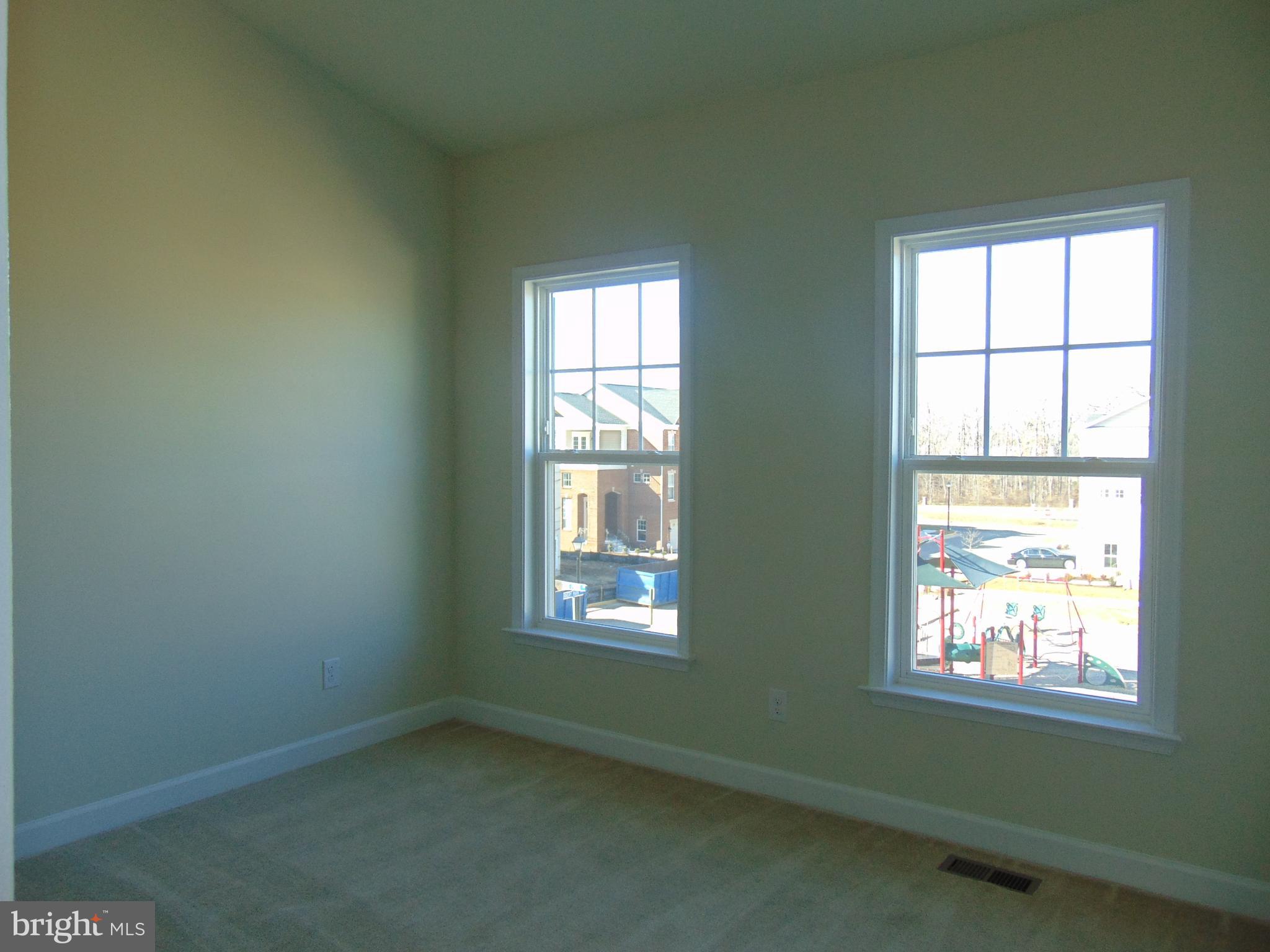 BELMONT RUN - Residential Lease