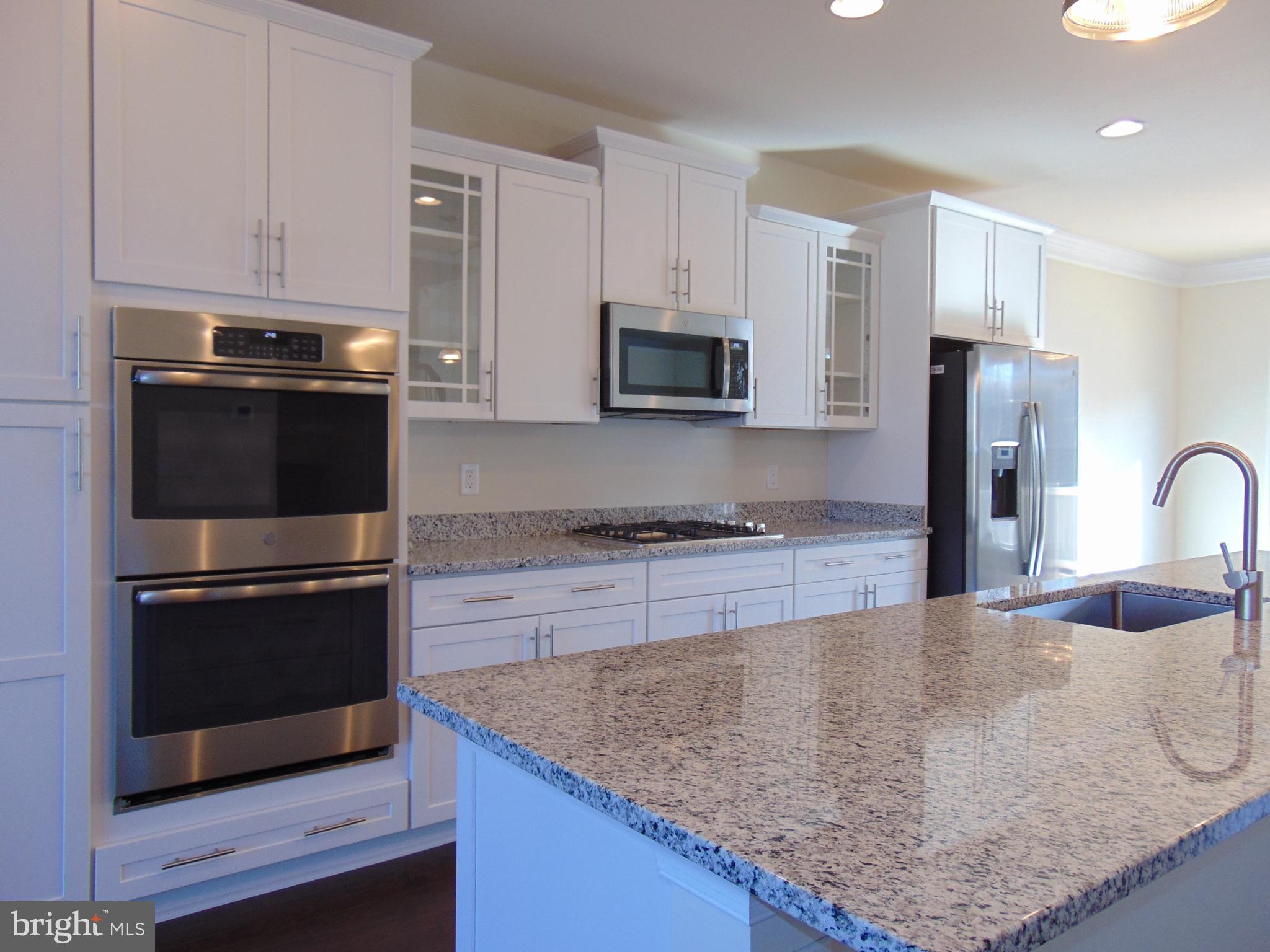 BELMONT RUN - Residential Lease