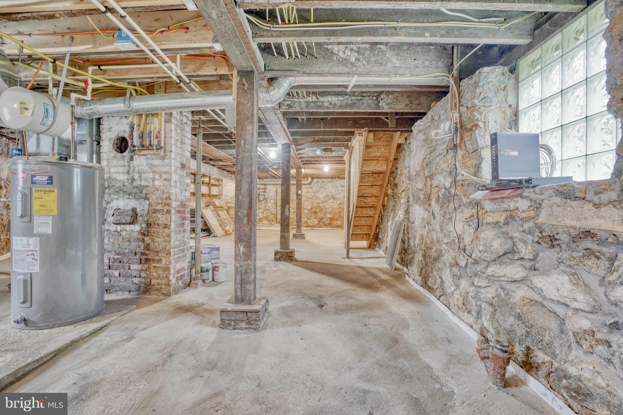 BELVEDERE SQUARE - Residential