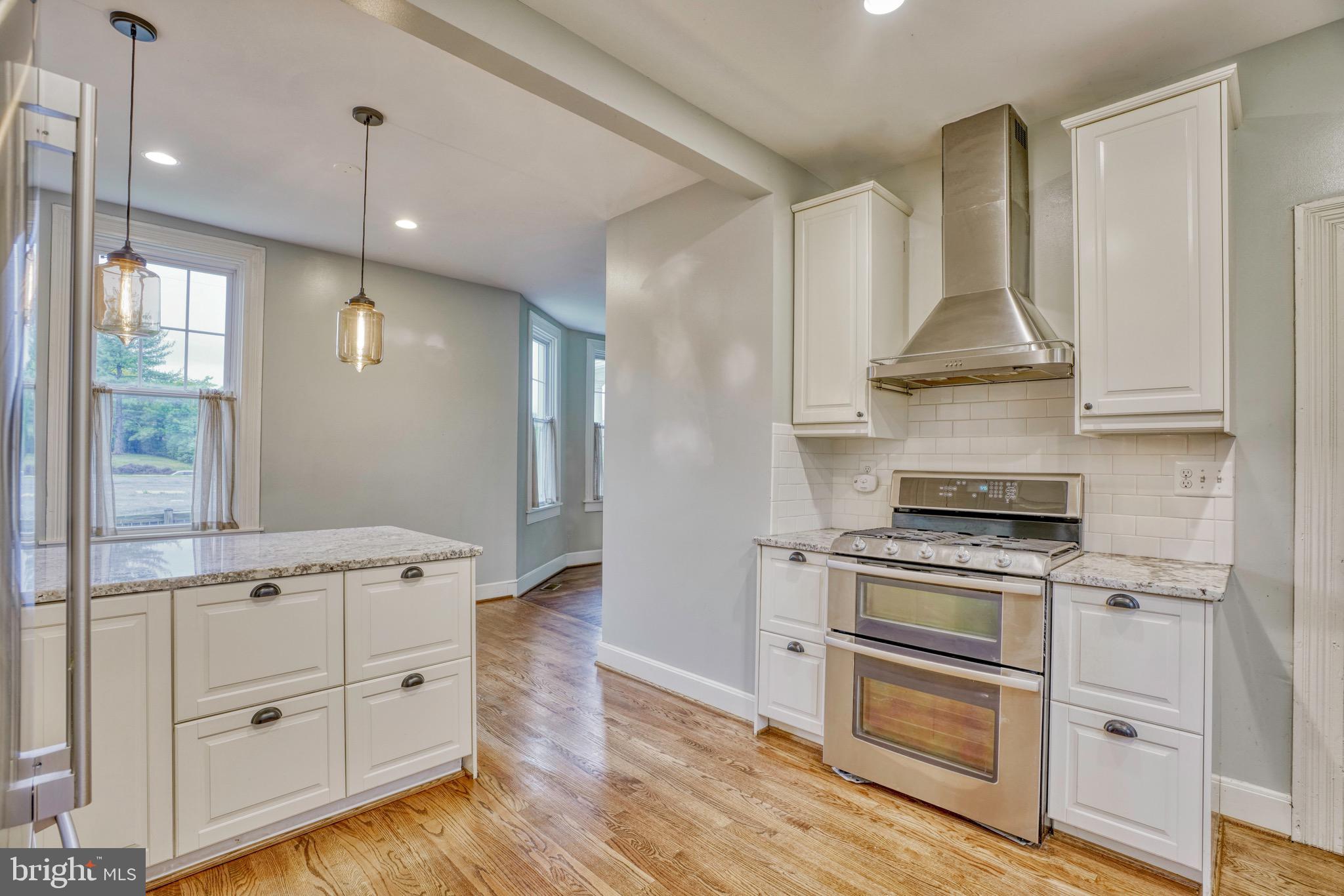 BELVEDERE SQUARE - Residential