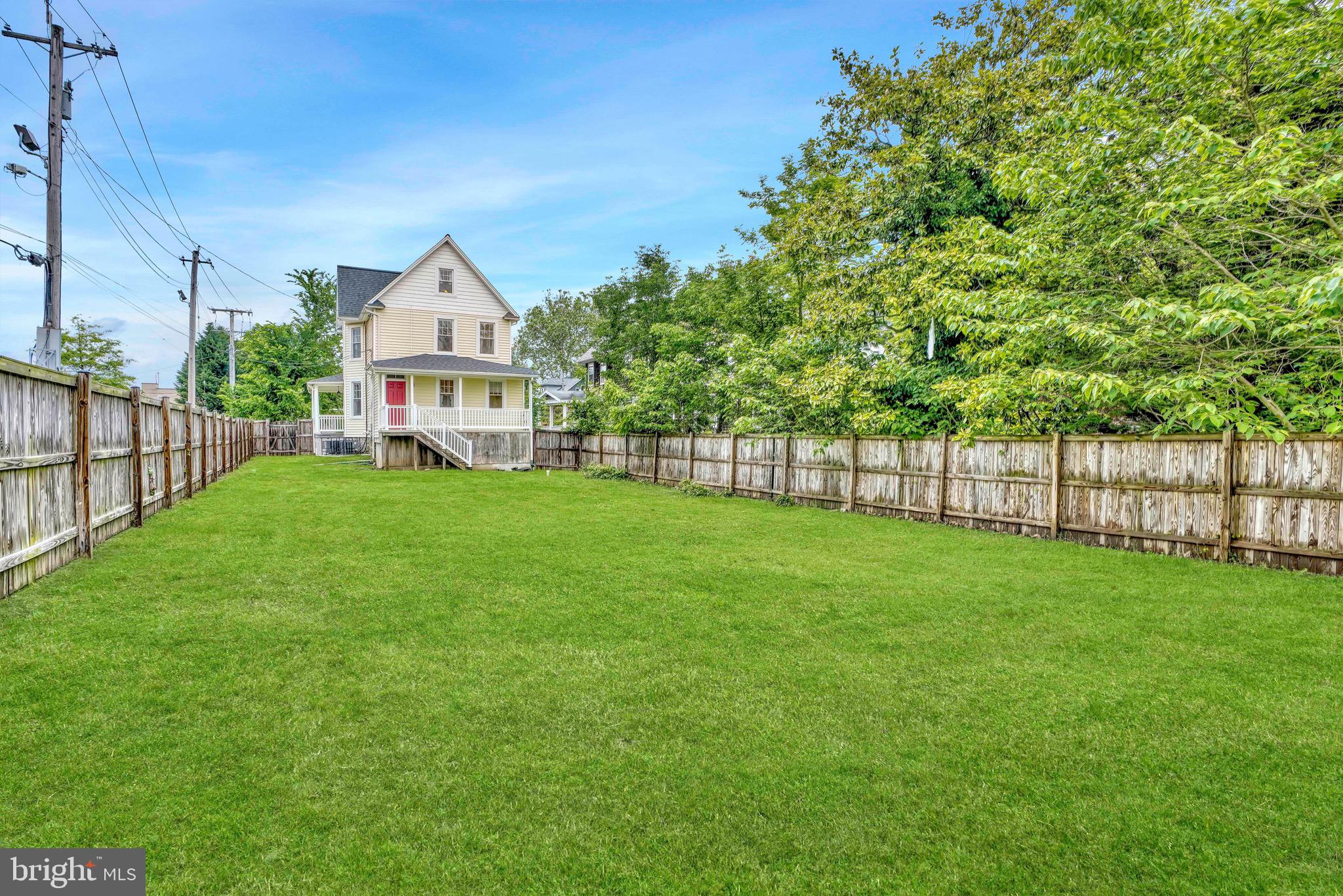 BELVEDERE SQUARE - Residential