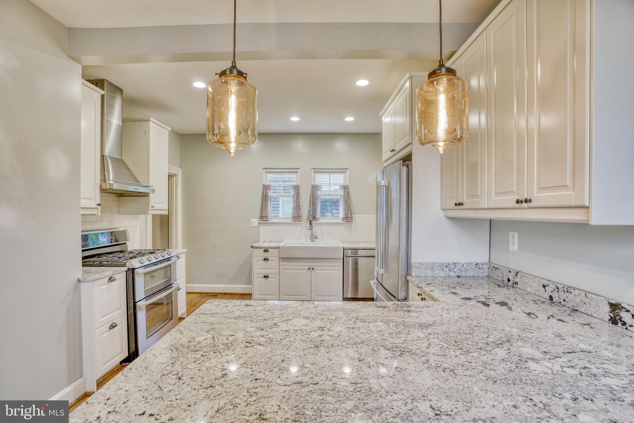 BELVEDERE SQUARE - Residential