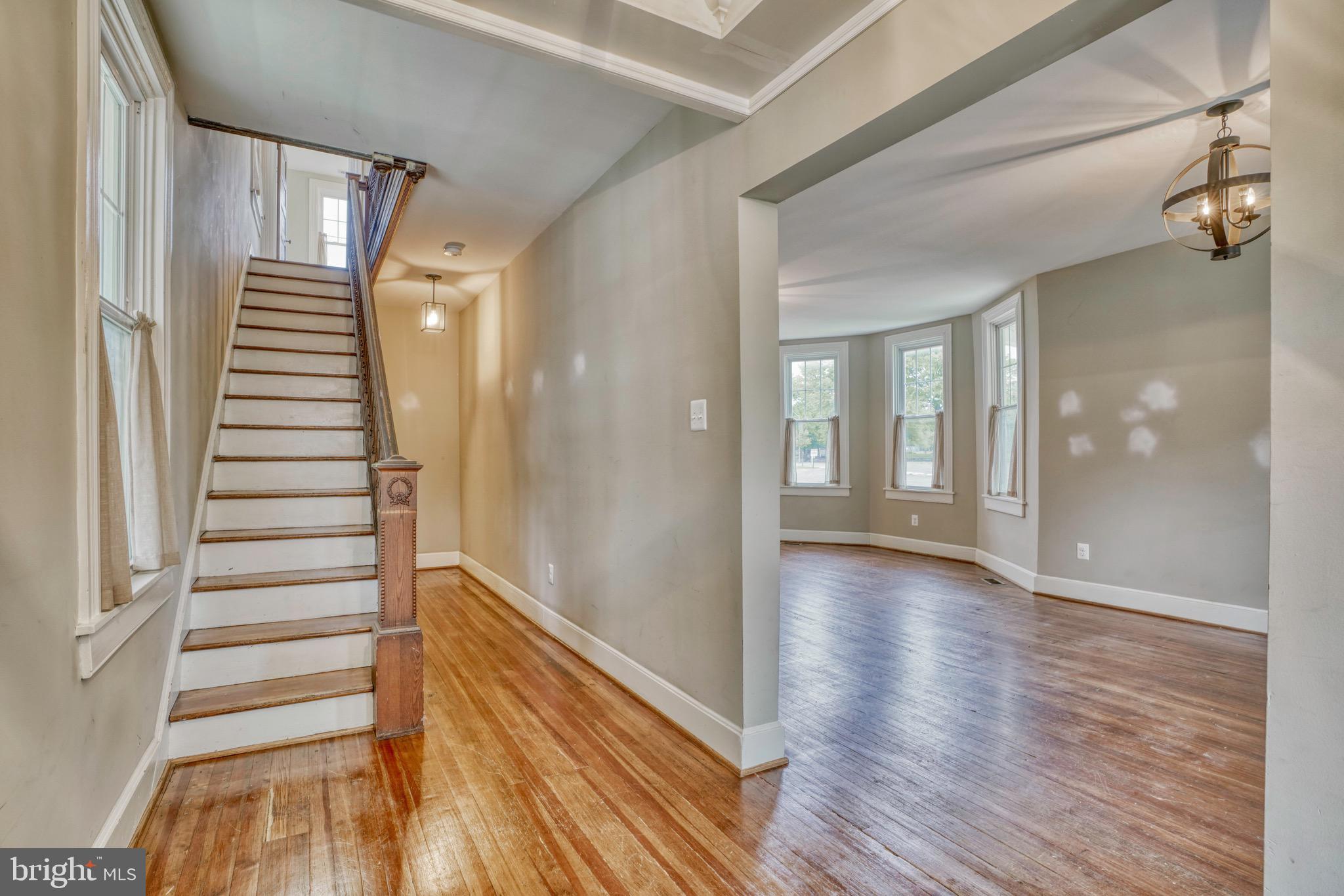 BELVEDERE SQUARE - Residential