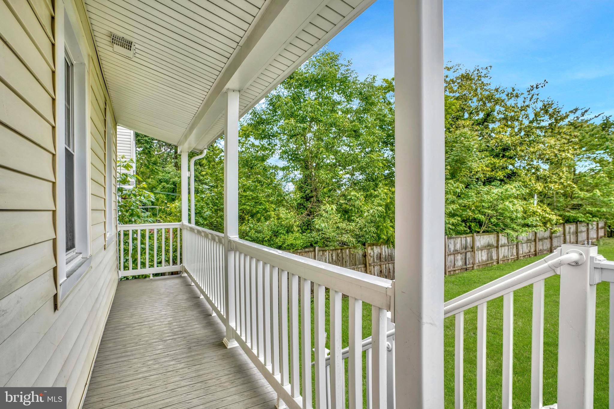 BELVEDERE SQUARE - Residential