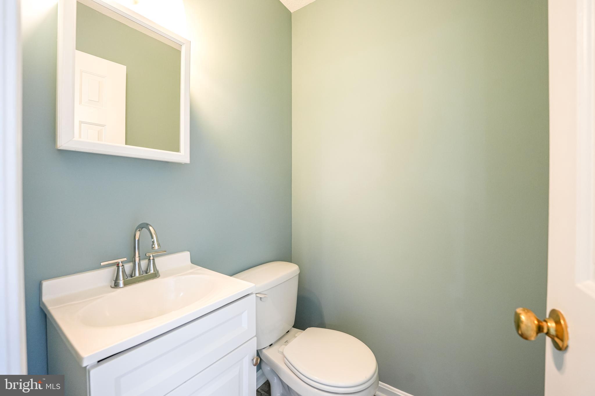 HUNTINGTON MEADOWS - Residential Lease