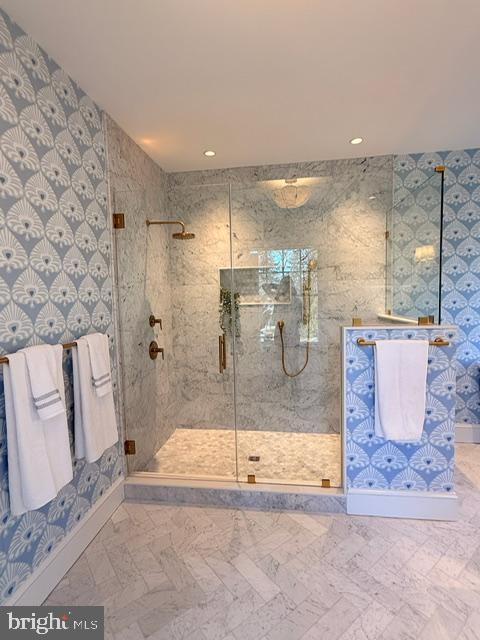 ROLAND PARK - Residential