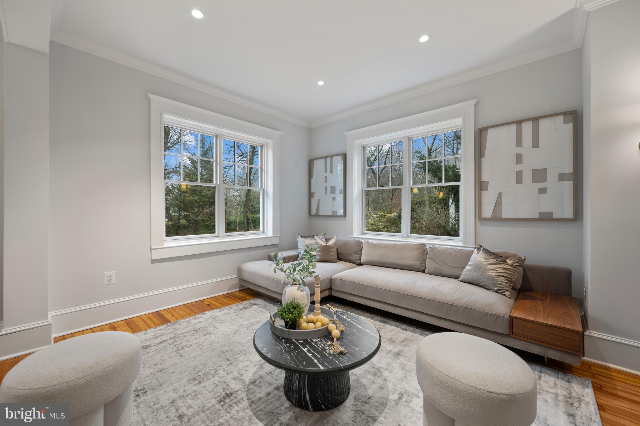 ROLAND PARK - Residential