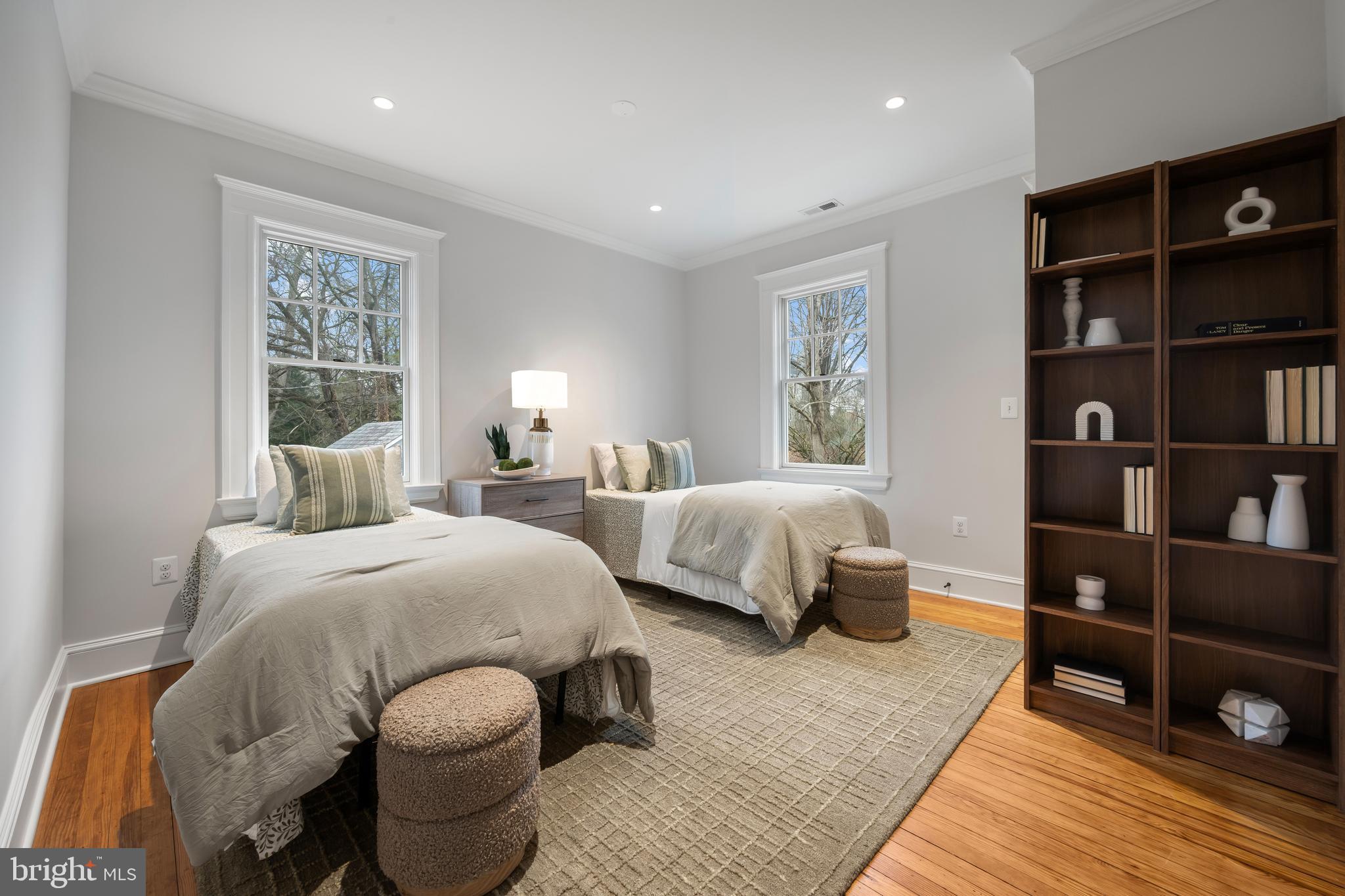 ROLAND PARK - Residential