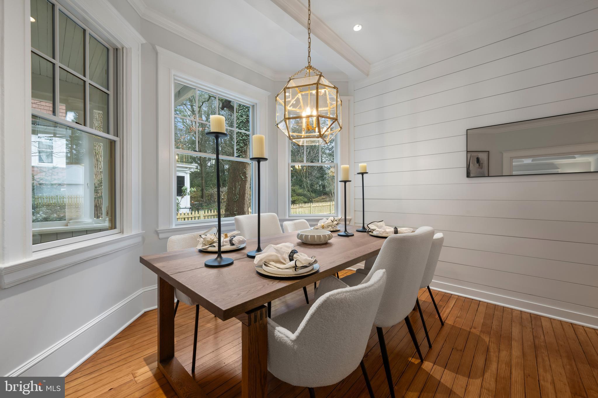 ROLAND PARK - Residential