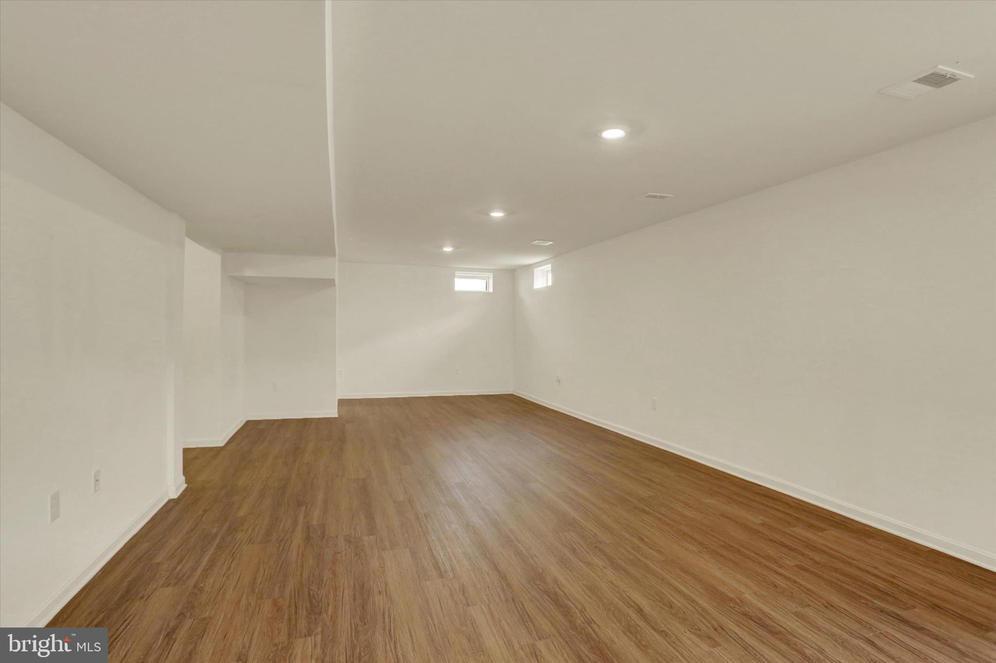 LEXINGTON ESTATES - Residential