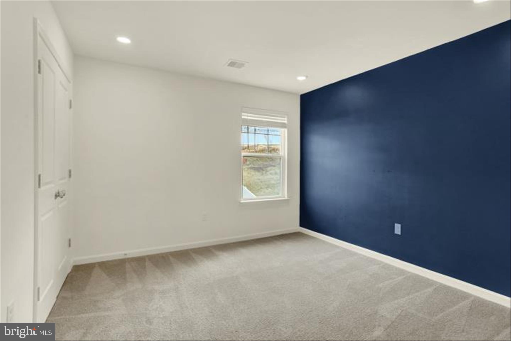 LEXINGTON ESTATES - Residential