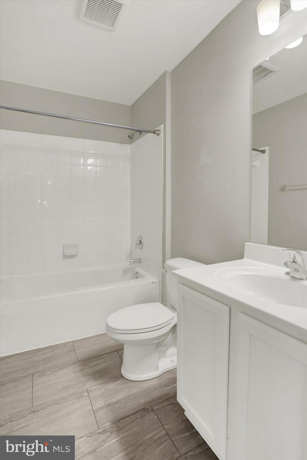 LEXINGTON ESTATES - Residential