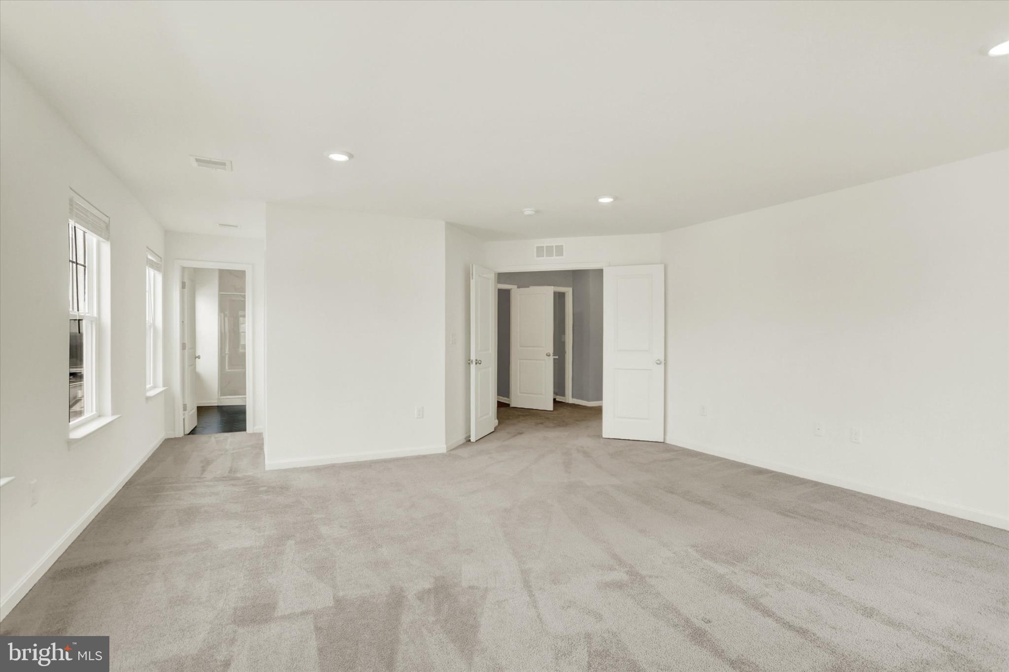 LEXINGTON ESTATES - Residential