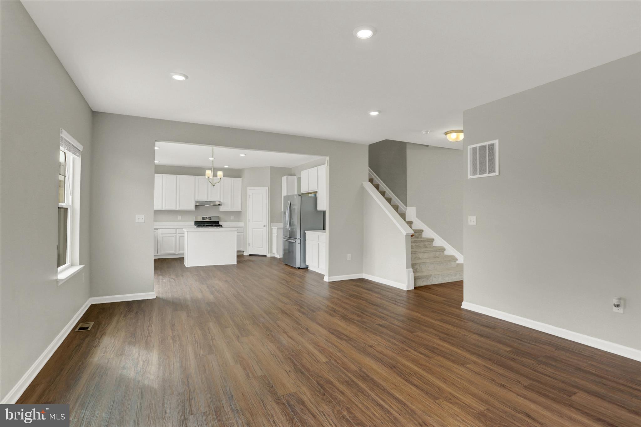 LEXINGTON ESTATES - Residential