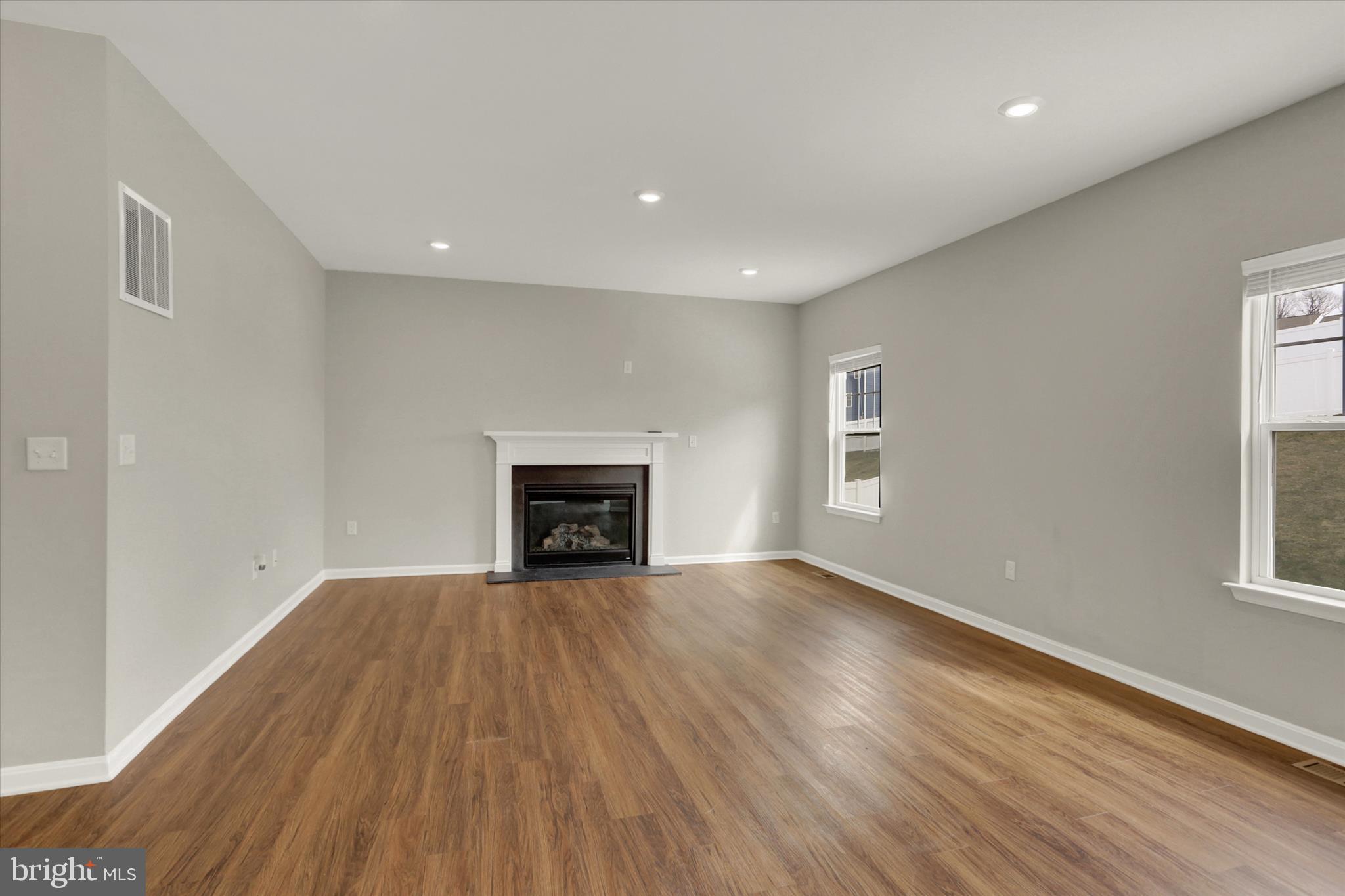 LEXINGTON ESTATES - Residential