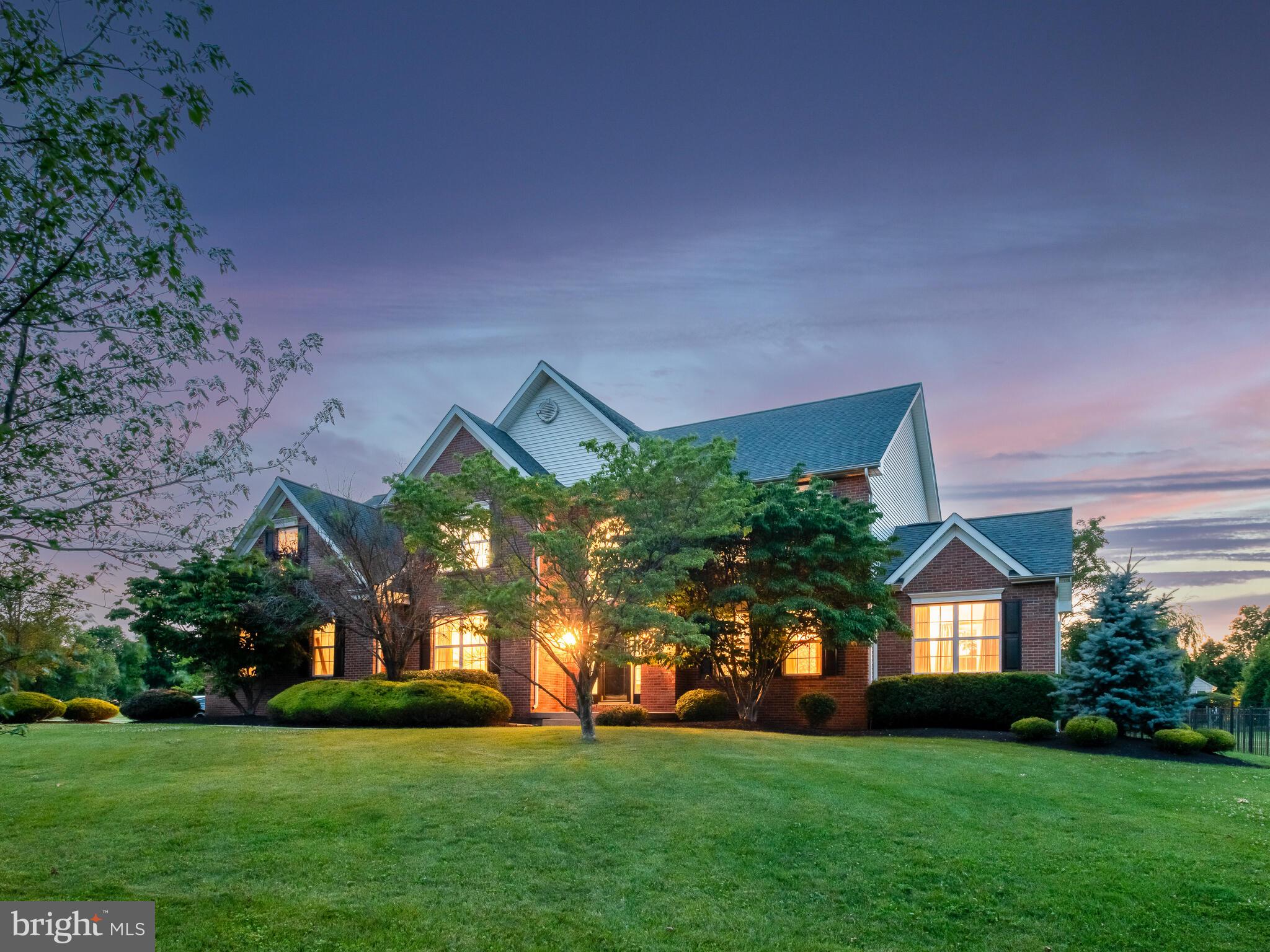 COUNTRY RIDGE - Residential