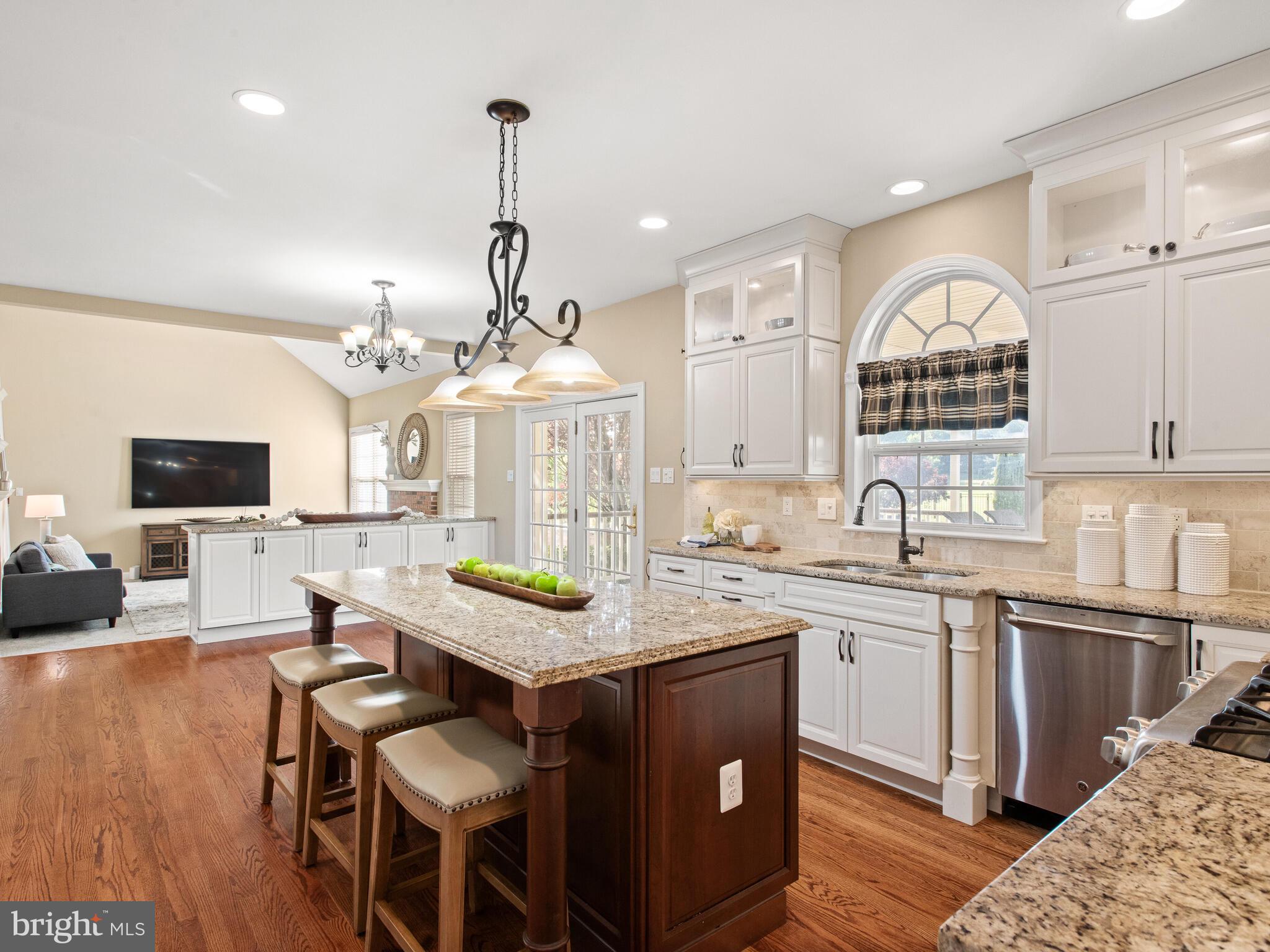 COUNTRY RIDGE - Residential