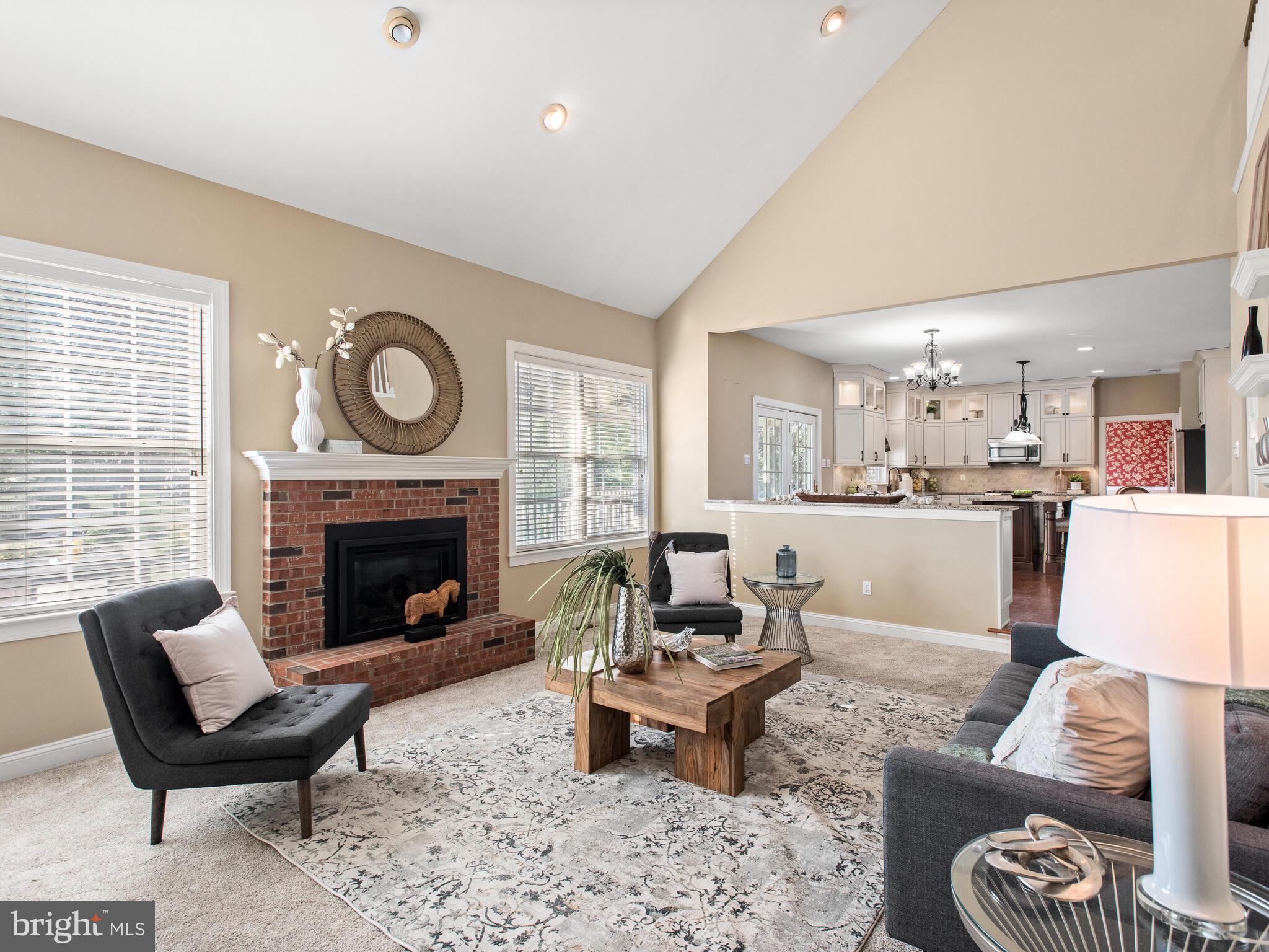 COUNTRY RIDGE - Residential