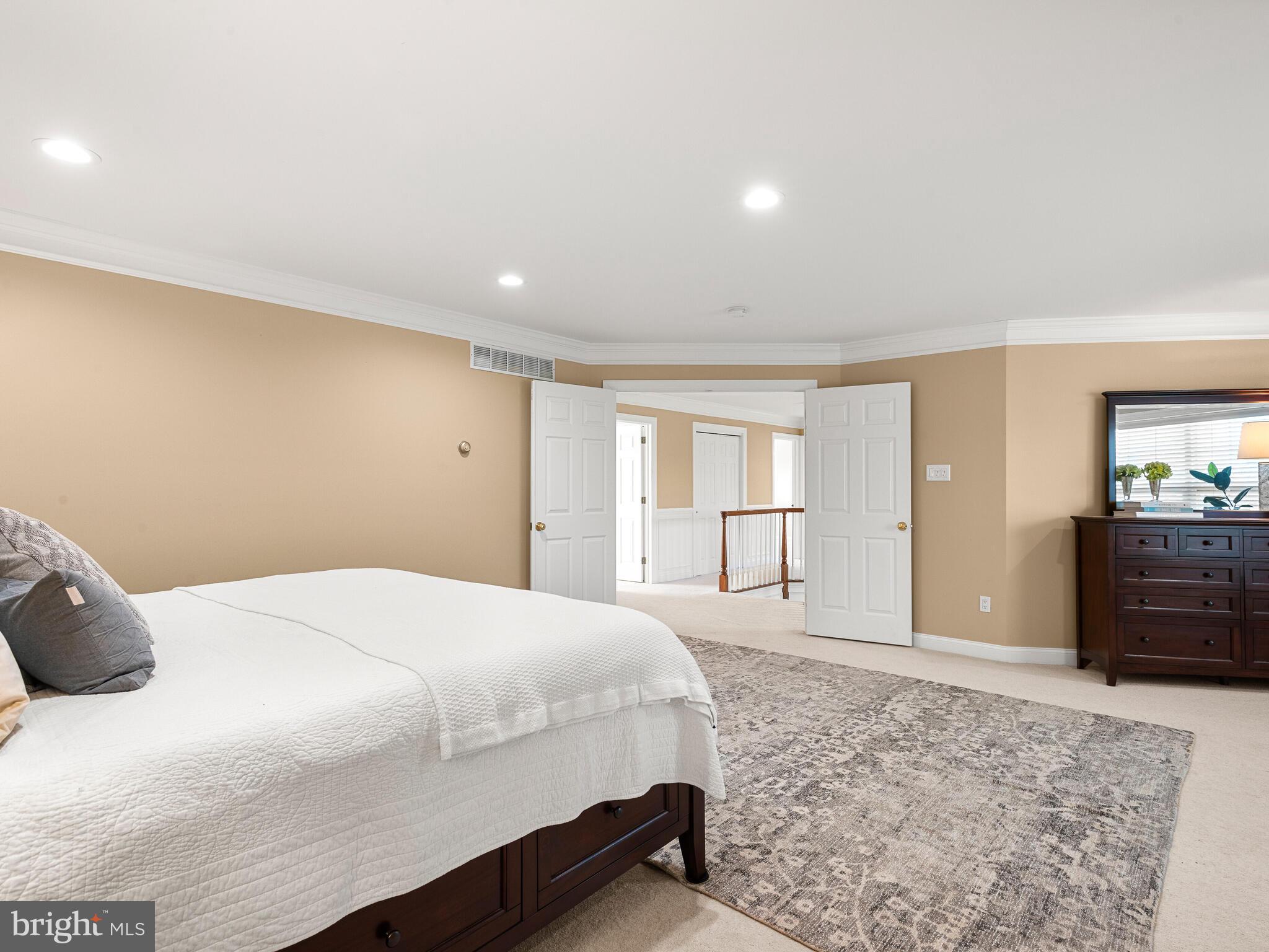 COUNTRY RIDGE - Residential