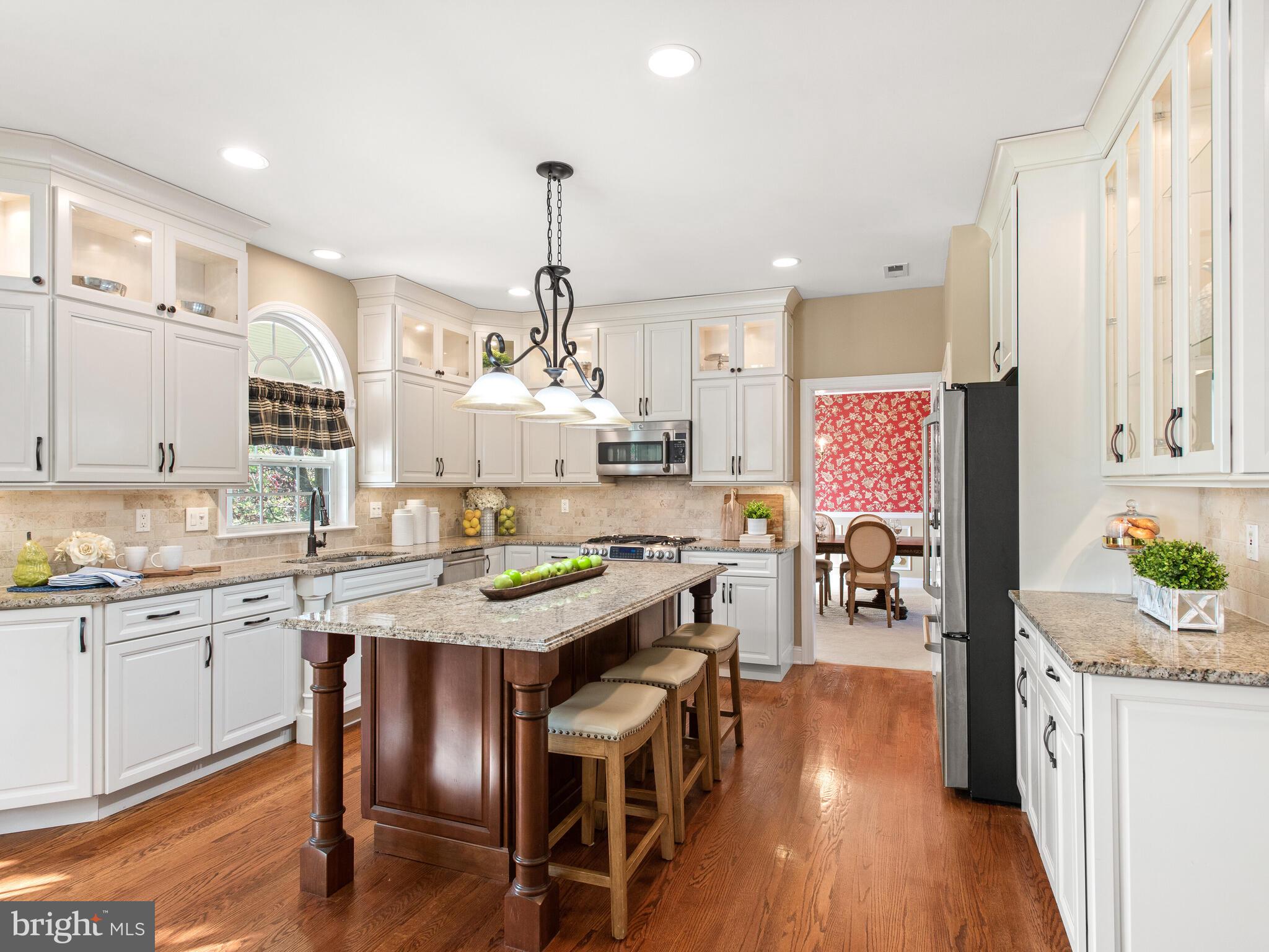 COUNTRY RIDGE - Residential