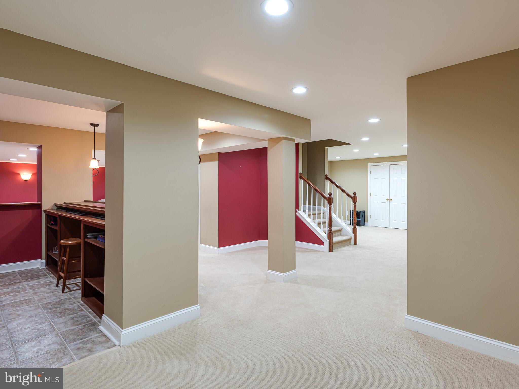 COUNTRY RIDGE - Residential