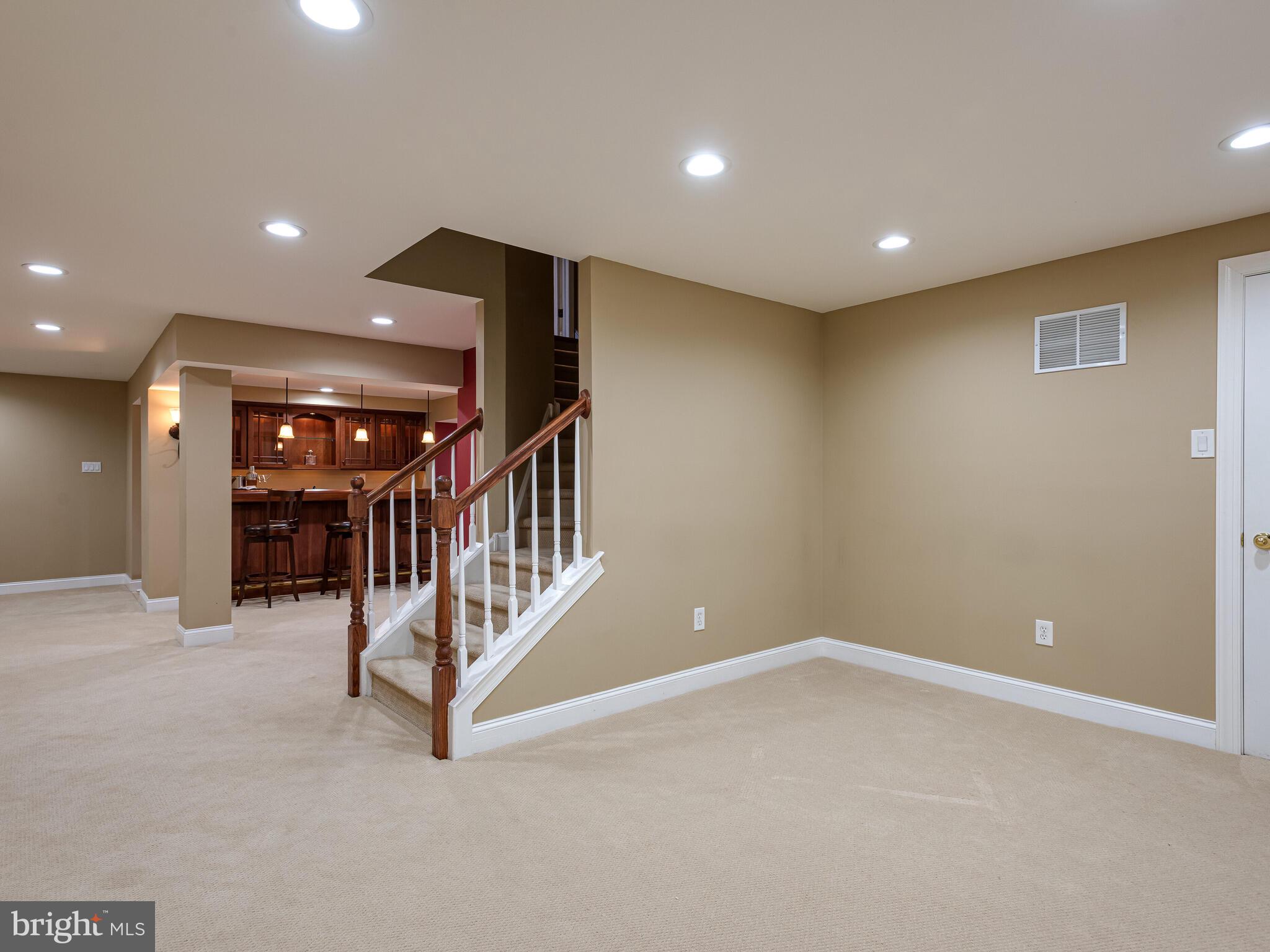 COUNTRY RIDGE - Residential