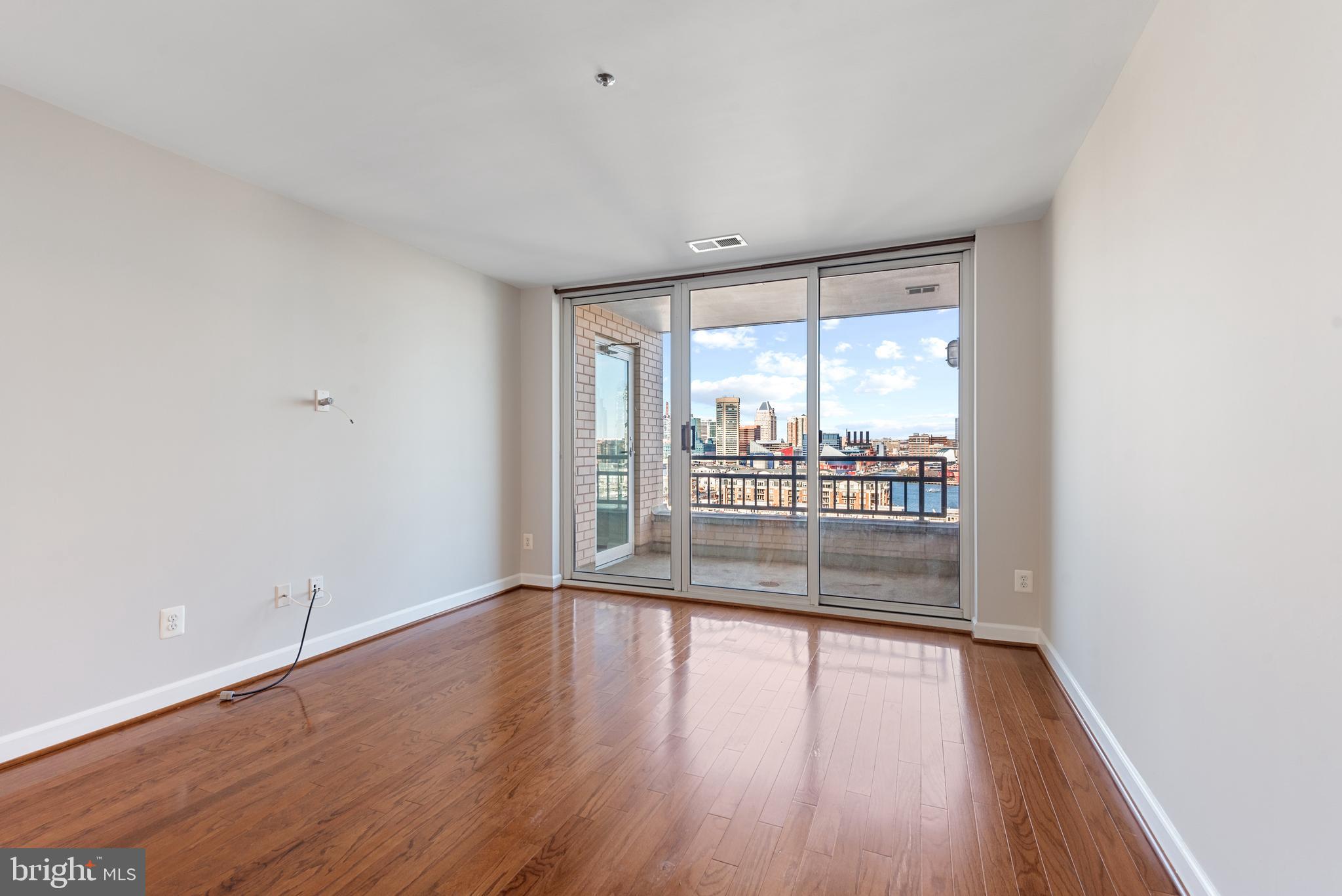 HARBORVIEW - Residential Lease