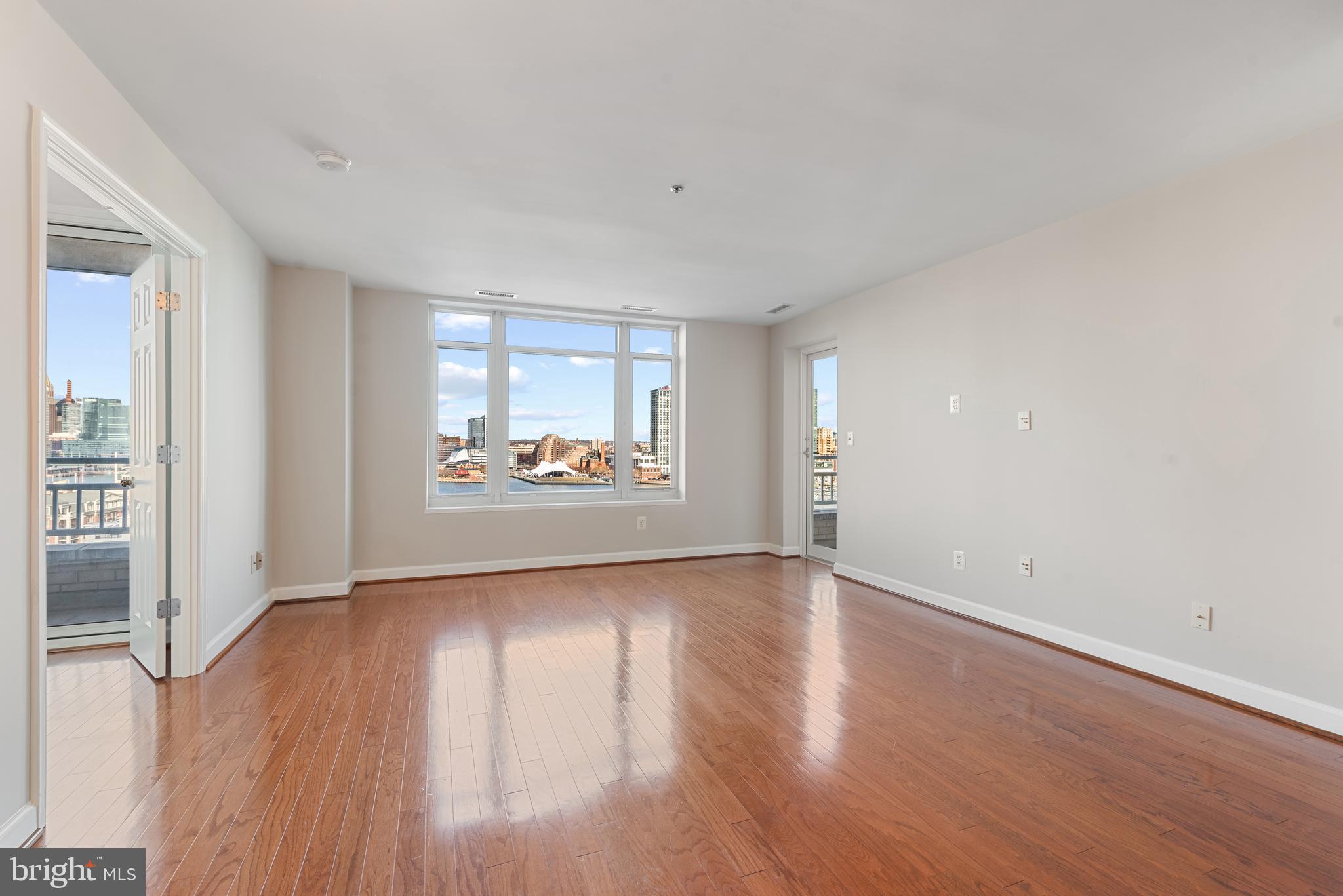 HARBORVIEW - Residential Lease