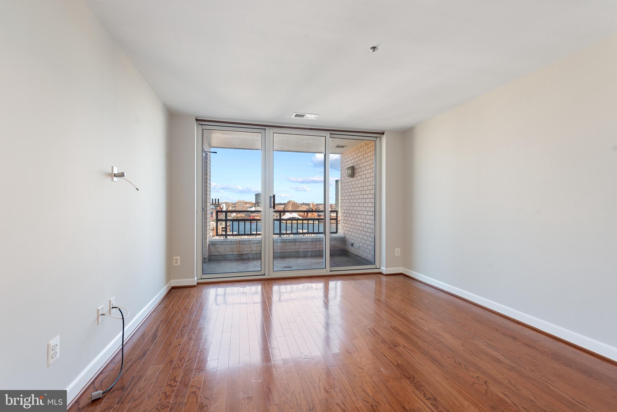 HARBORVIEW - Residential Lease