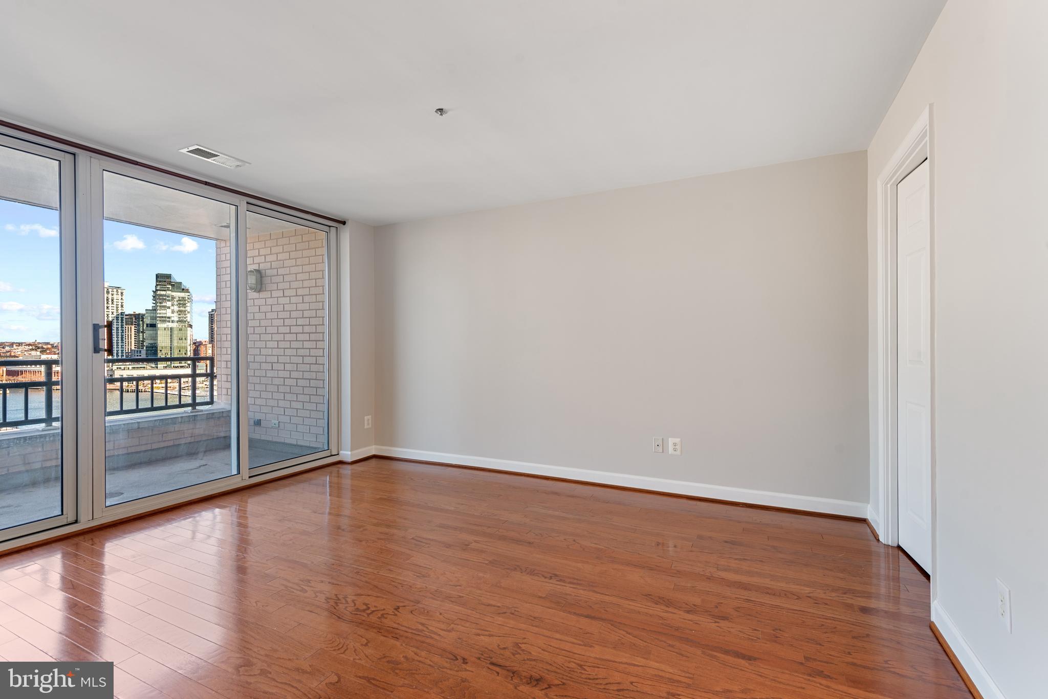 HARBORVIEW - Residential Lease