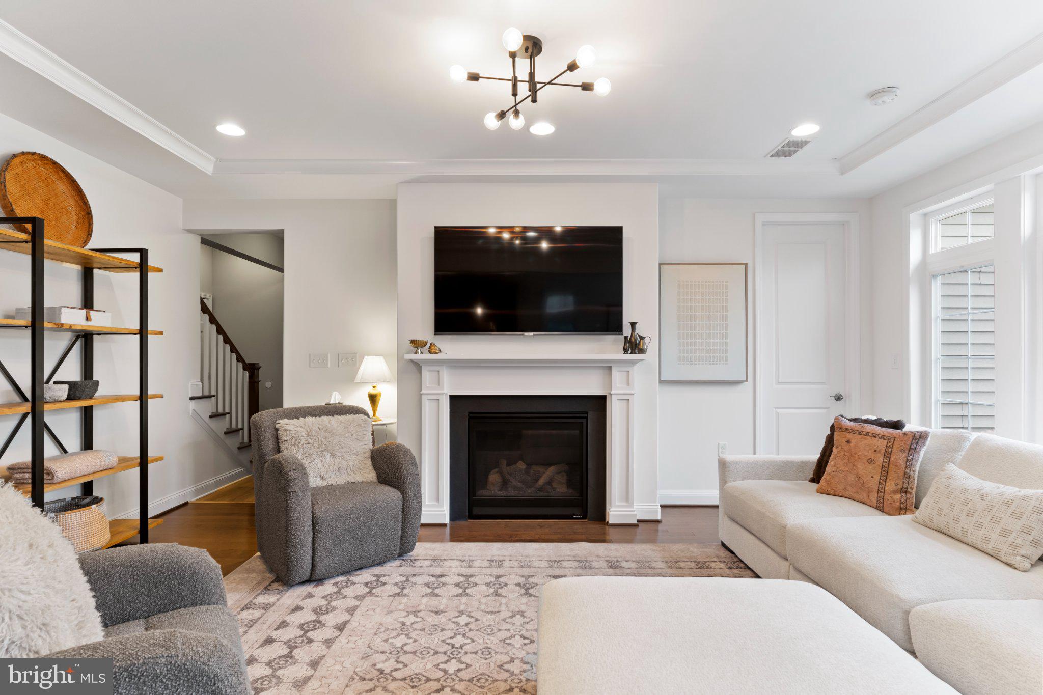 3279 LONGVIEW ROAD