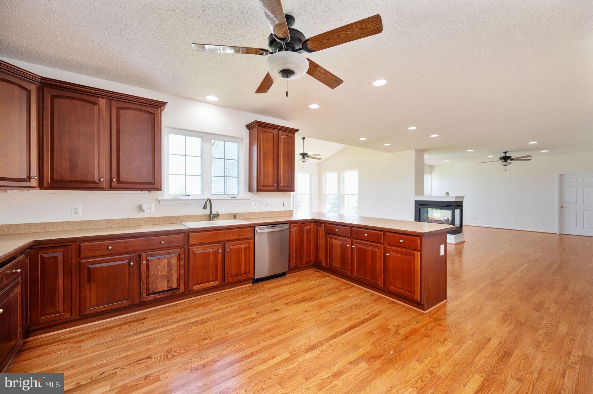 MT MORIAH - Residential