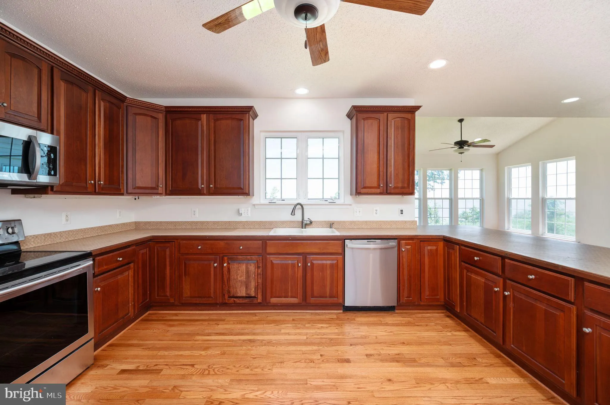 King George, Virginia 22485, United States, 6 Bedrooms Bedrooms, ,3 BathroomsBathrooms,Residential,Coming Soon,122531