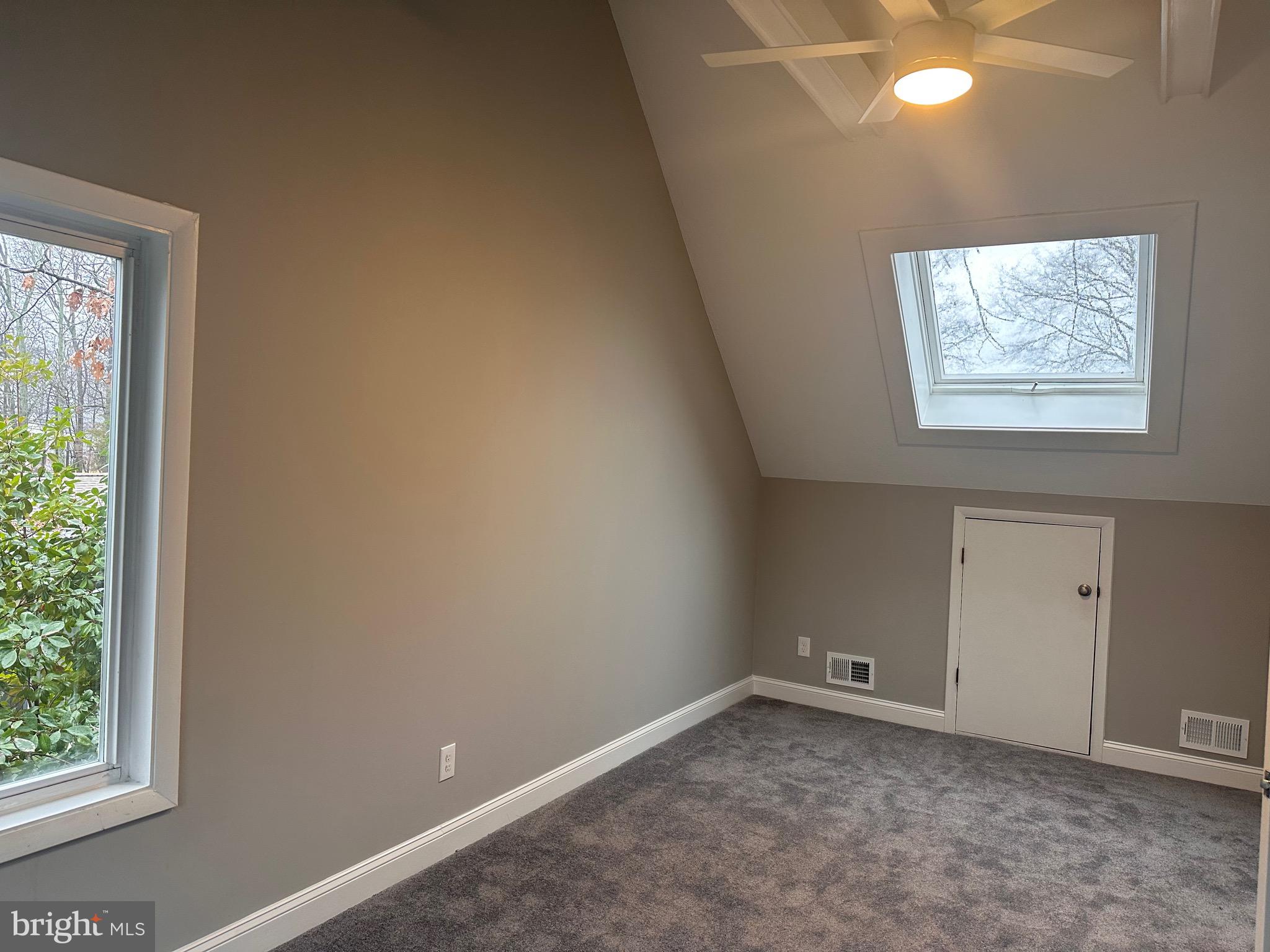 OYSTER HARBOR - Residential