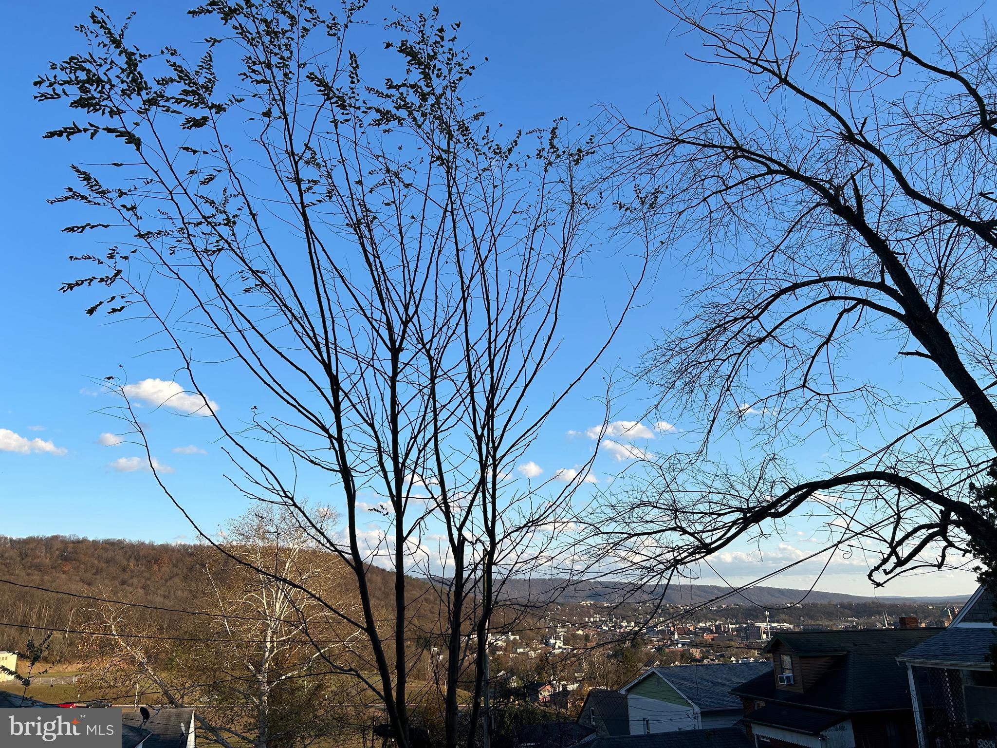 NORTH END - Residential