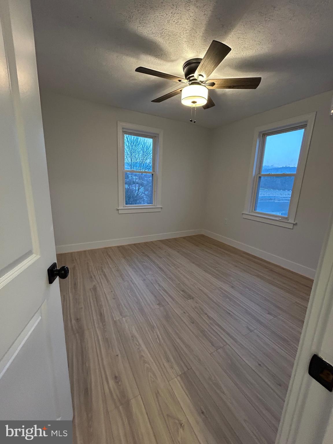 NORTH END - Residential