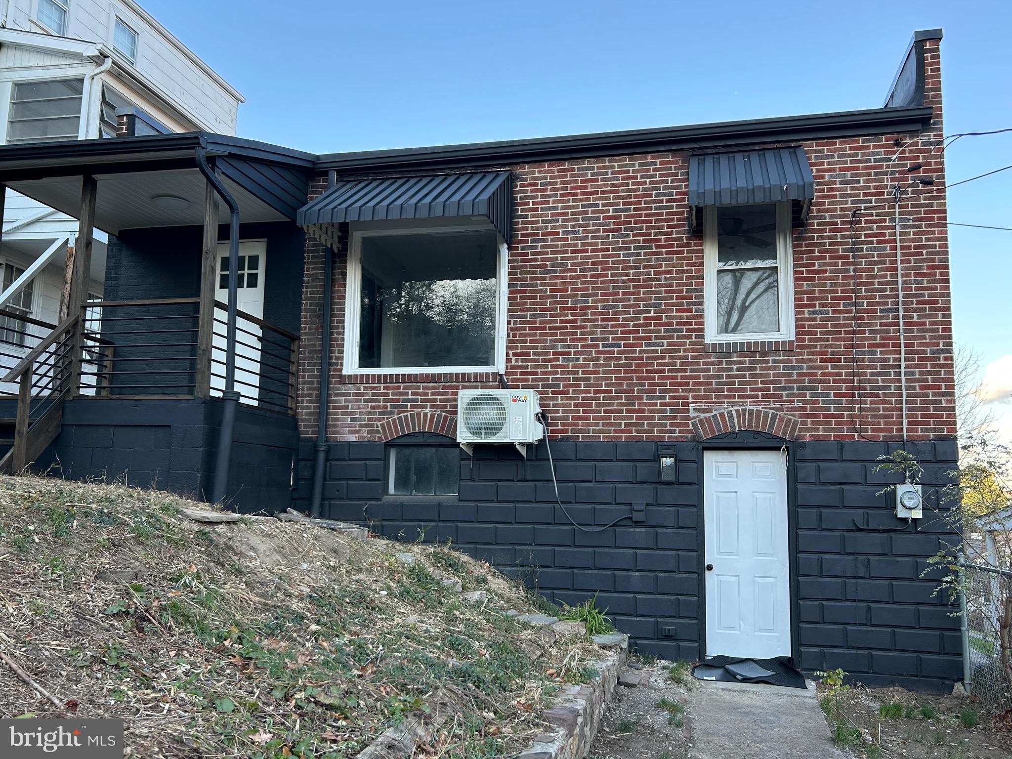 NORTH END - Residential