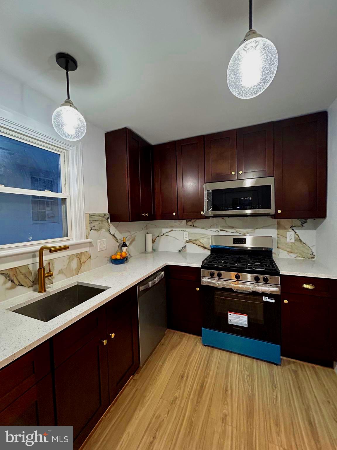 NORTH END - Residential