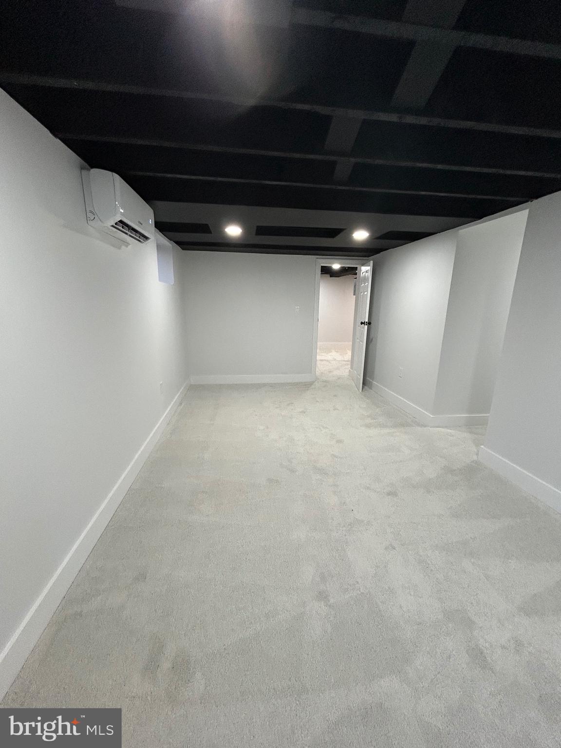 NORTH END - Residential