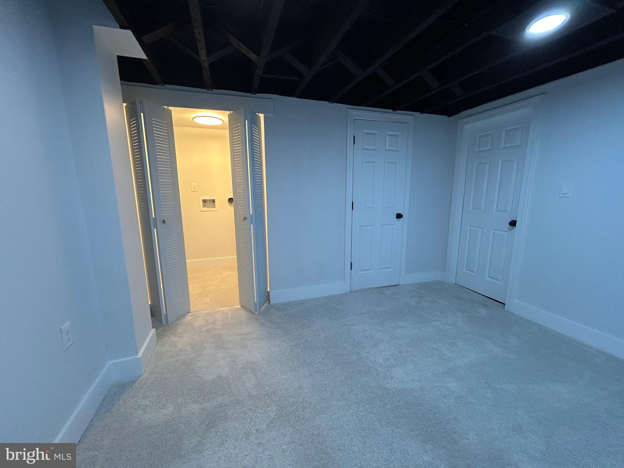 NORTH END - Residential