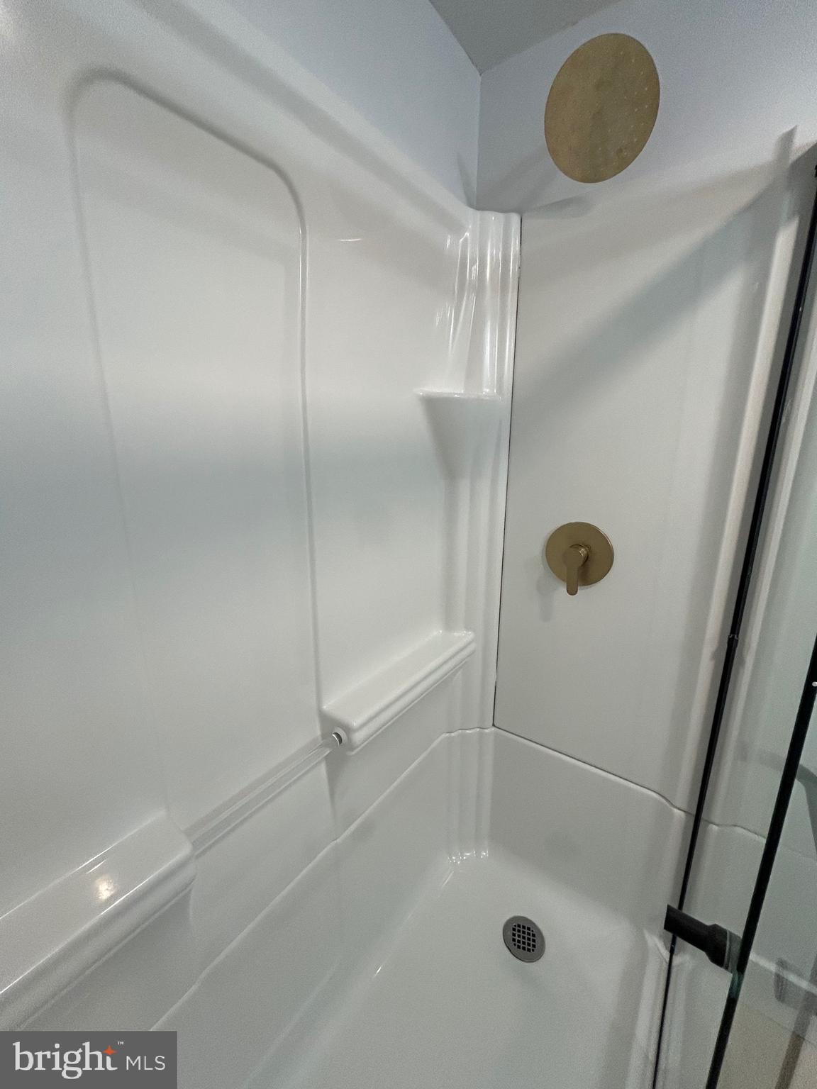 NORTH END - Residential