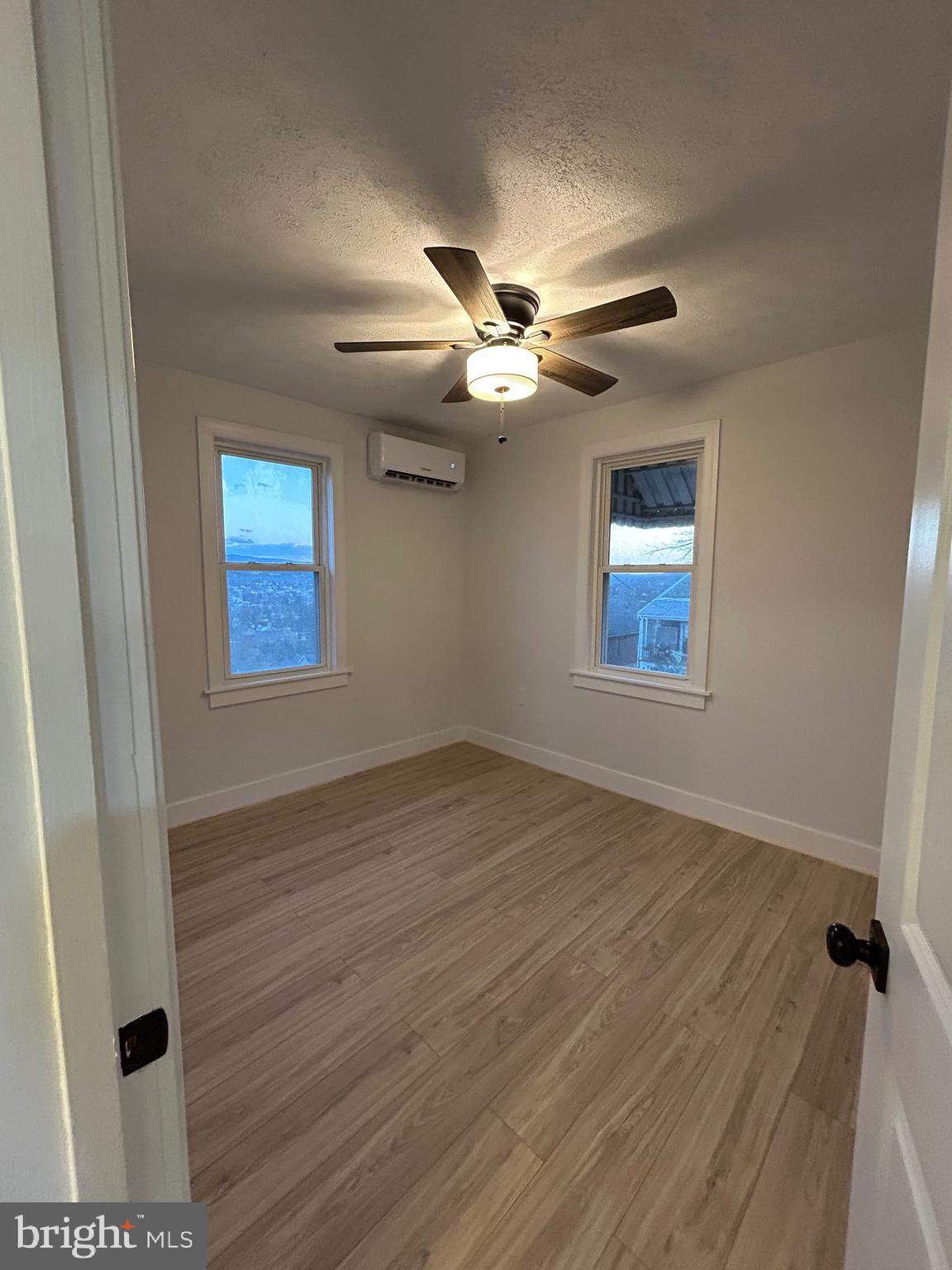 NORTH END - Residential