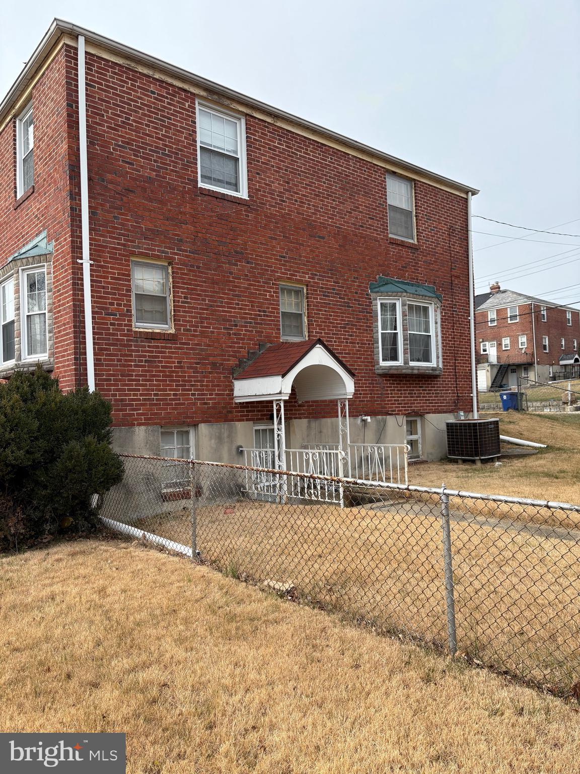 WEST HILLS - Residential