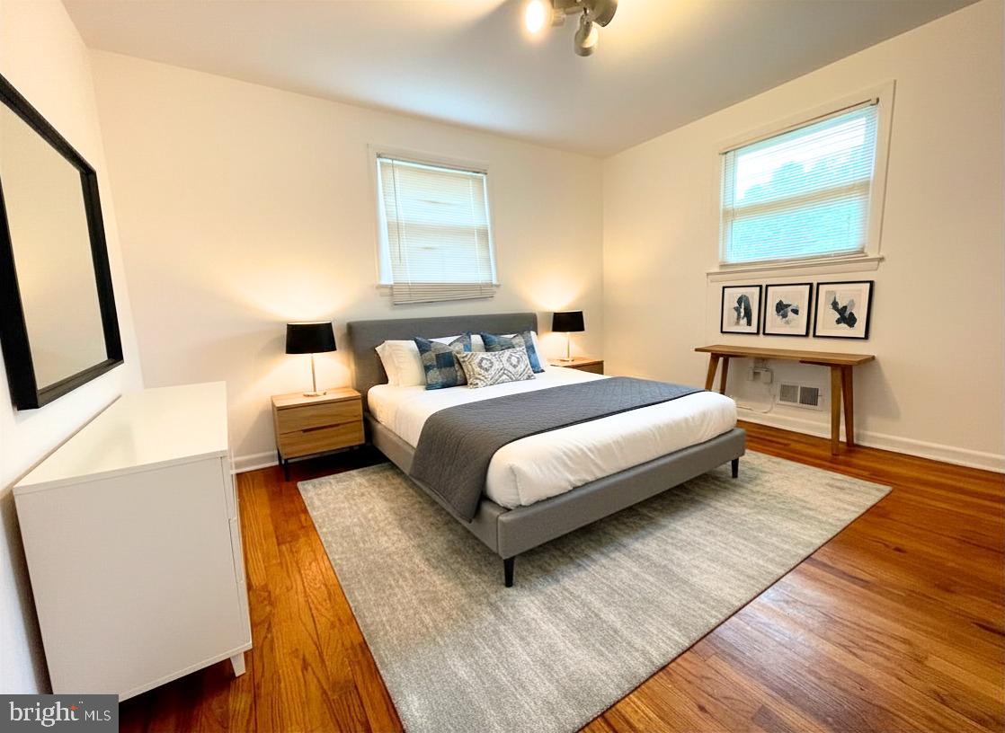 CRESTVIEW MANOR - Residential