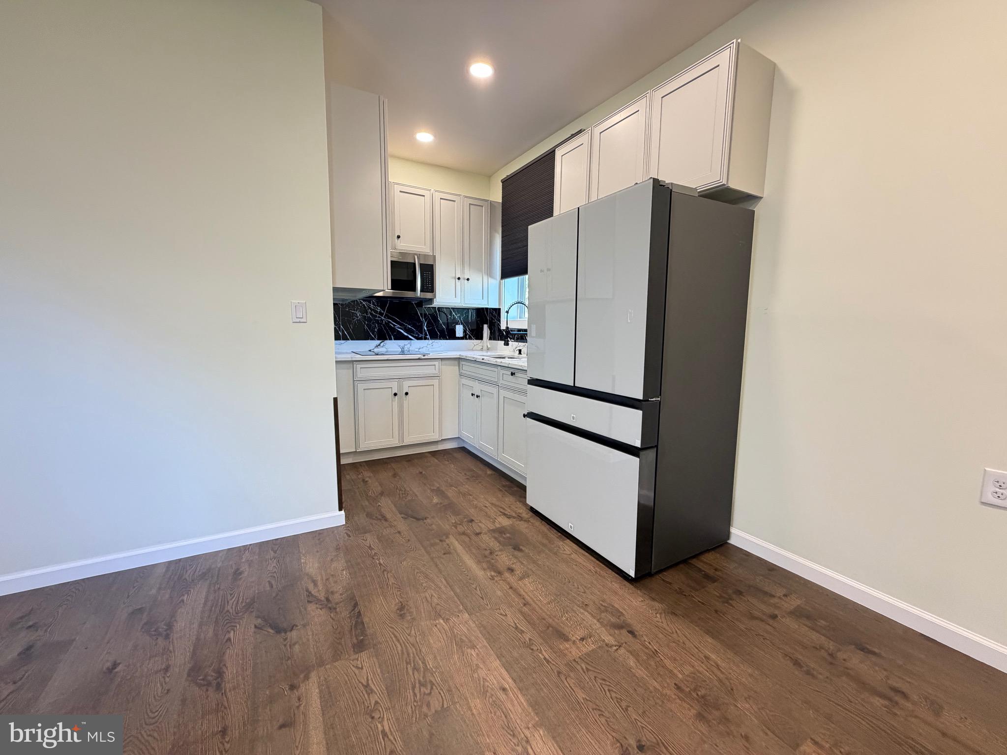 6708 LONGRIDGE DRIVE