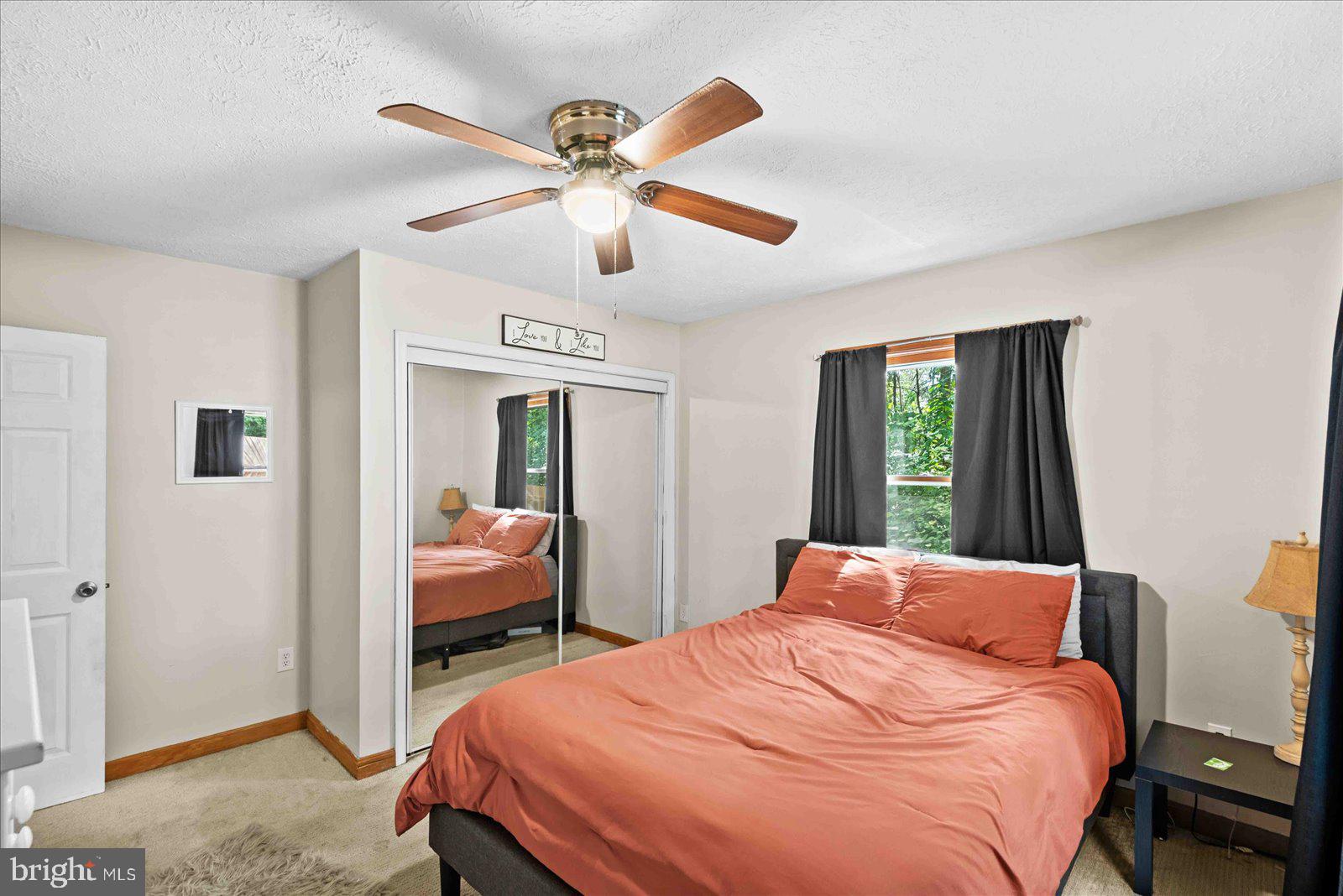 LAKE CAROLINE - Residential